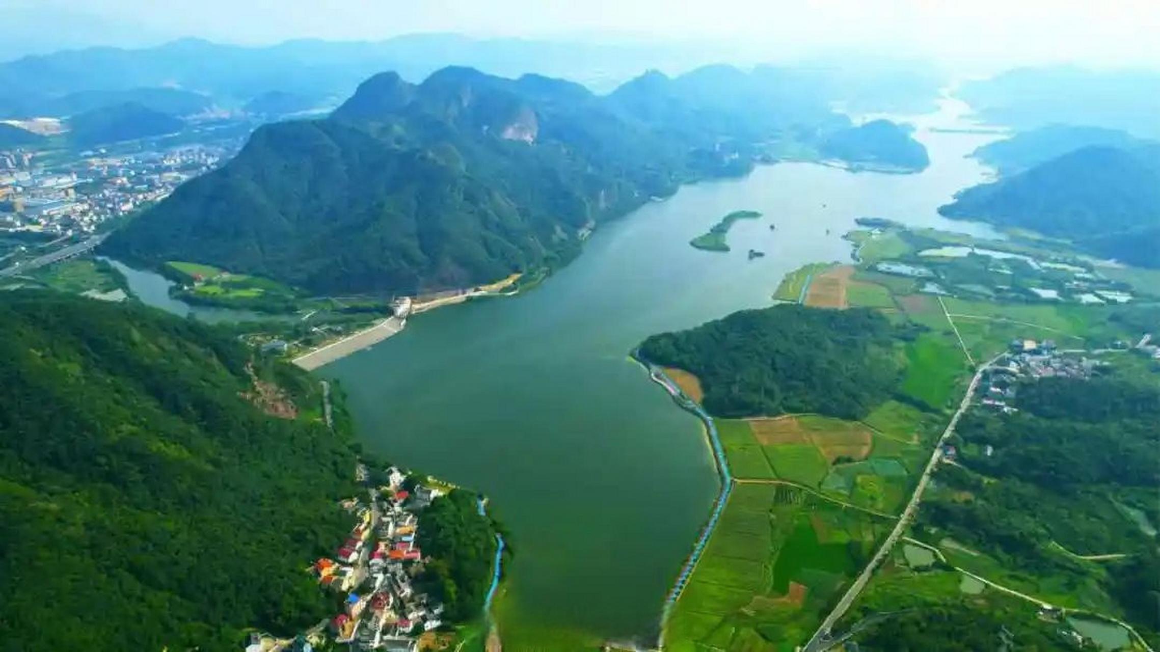 近日,省发展改革委批复了《安华水库扩容提升工程可行性研究报告》