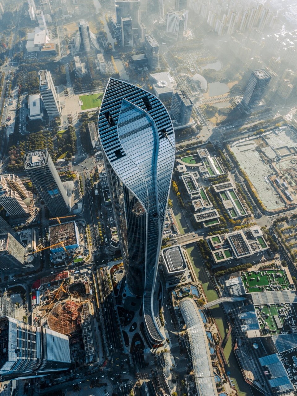 苏州| 姑苏城 1/2:富达大厦楼顶拍的时间切片 3/4:金鸡湖音乐喷泉边上