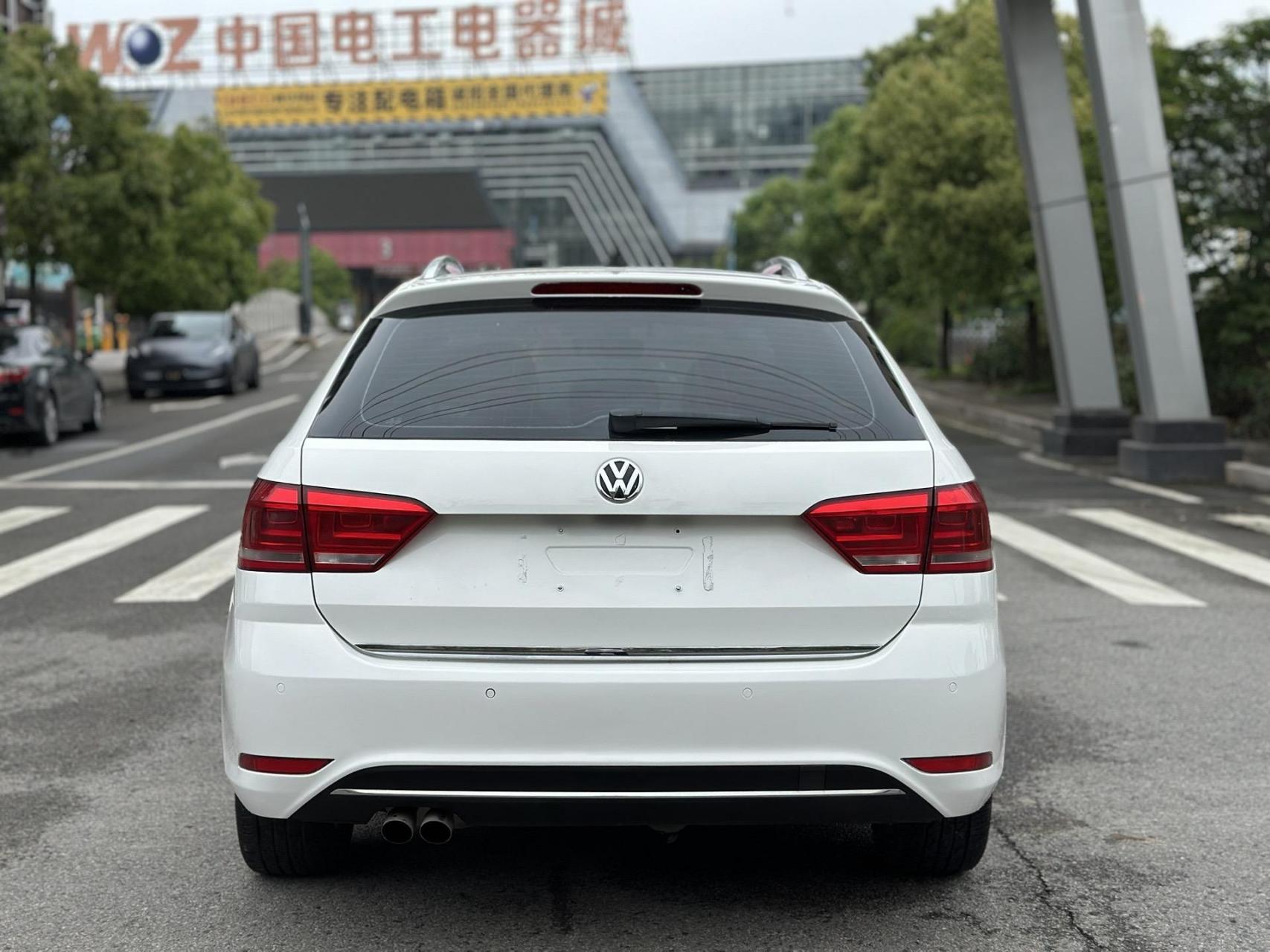 2017年大众朗行230tsi1.4t舒适版,个人一手车.车况精品,价格不贵