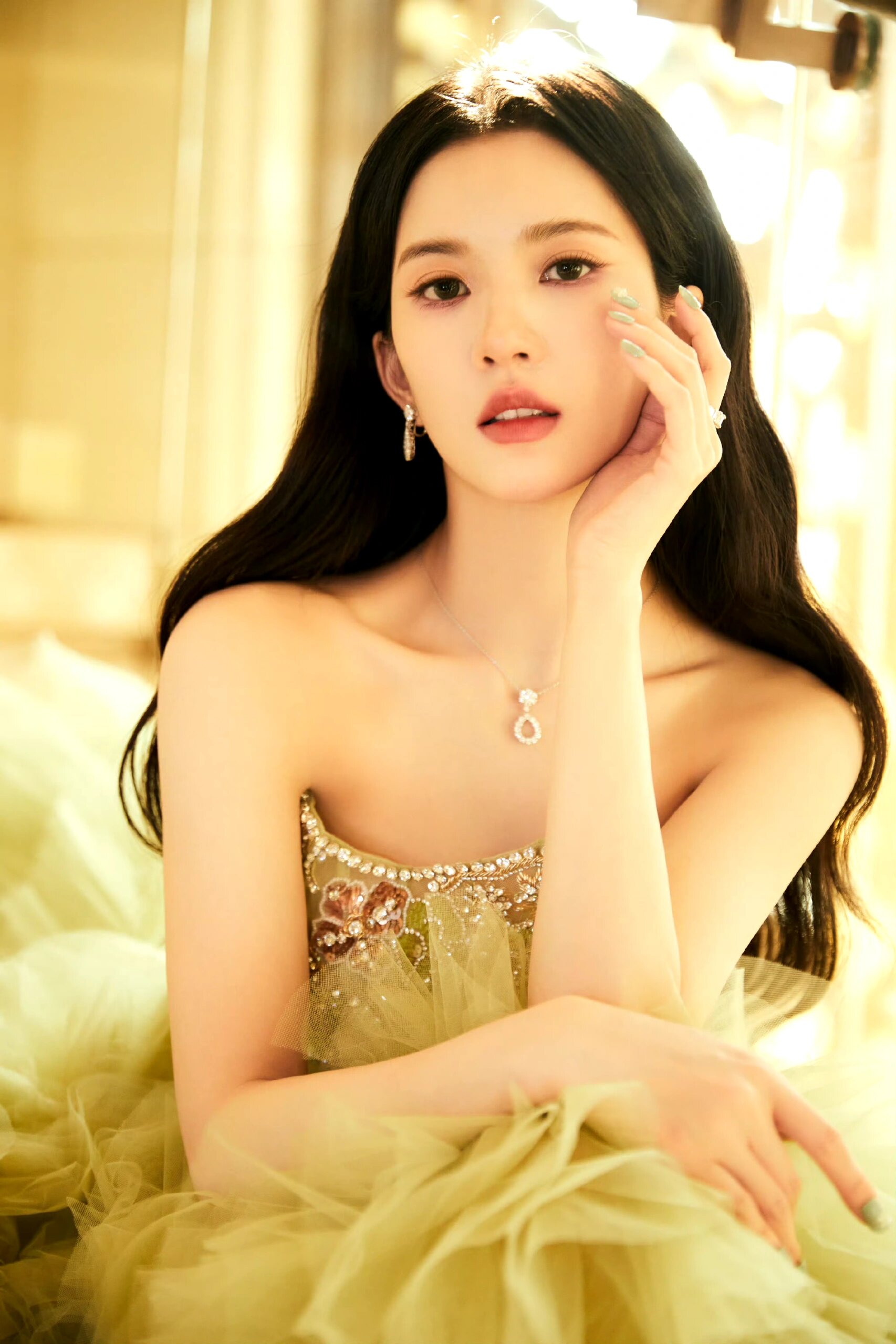 刘些宁时尚同款 | 尖叫之夜红毯 刘些宁时尚同款 20231125 | 尖叫之夜