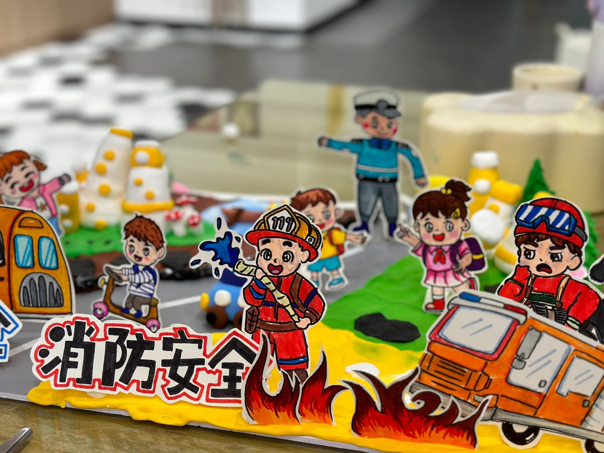 平安龙湾 平安校园 立体作品 平安龙湾 平安校园#平安主题画# #立体