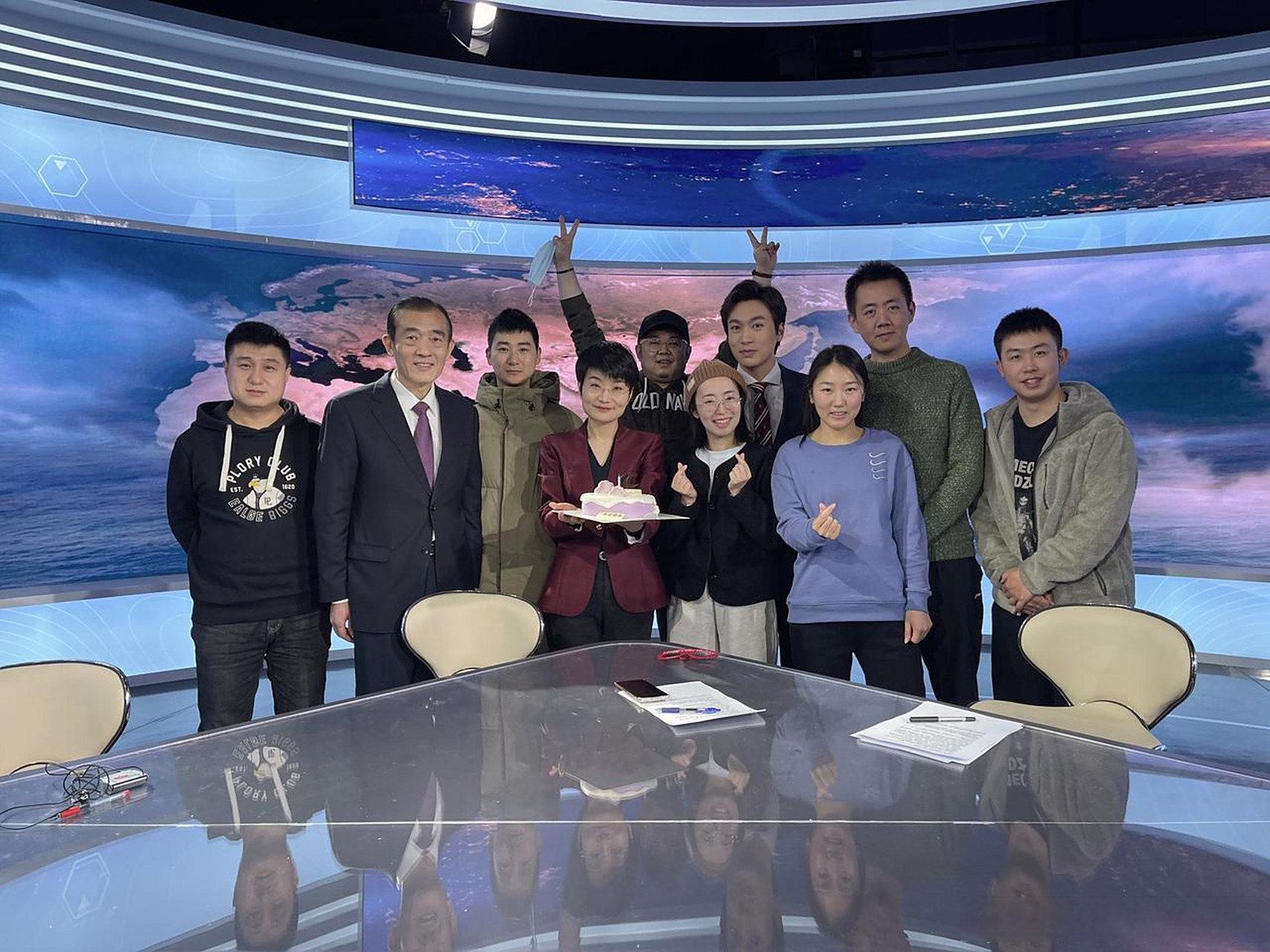 疫情防控措施放松,我终于和军事频道《防务新观察》的小伙伴们团聚啦