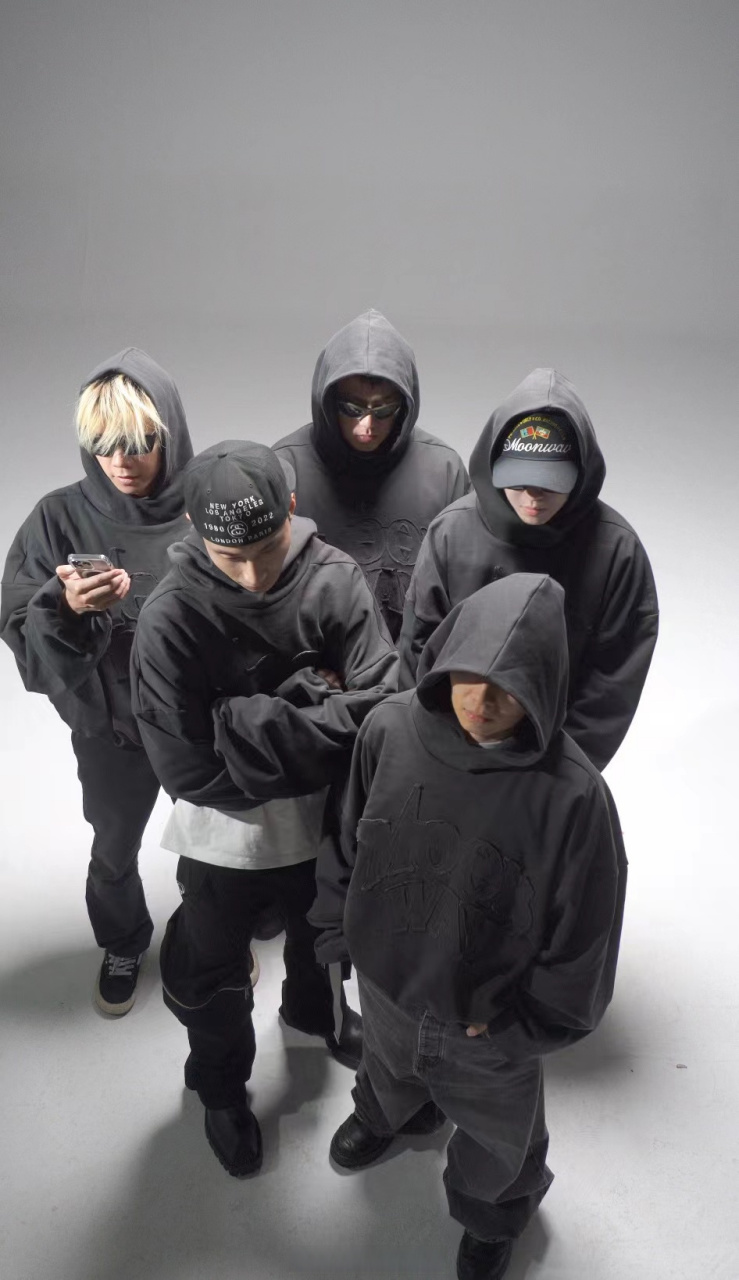 我和我的兄弟站在一起=全体都有,准备发射