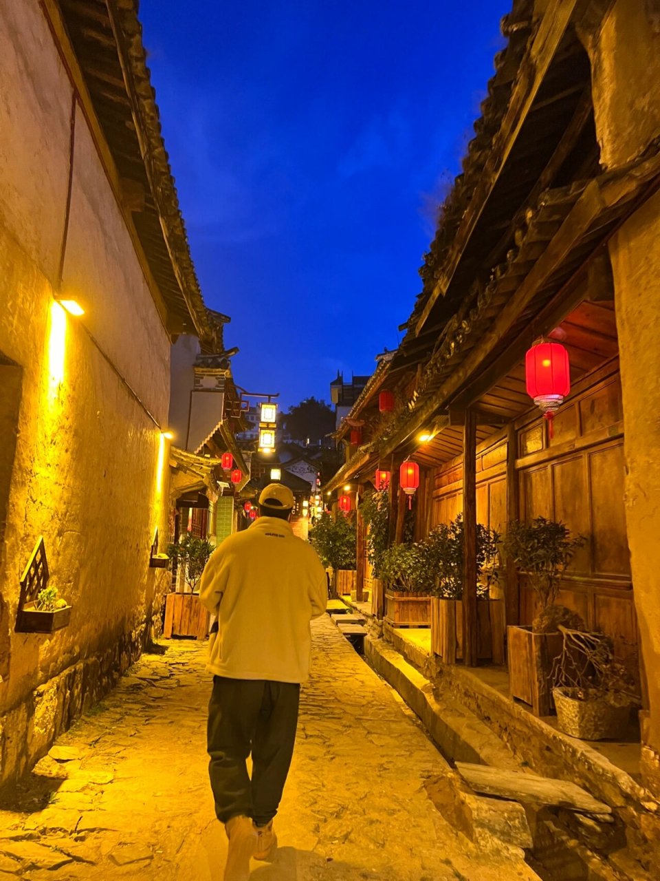 鲁史古镇 鲁史镇位于云南省临沧市凤庆县县城东北部,澜沧江,黑惠江之