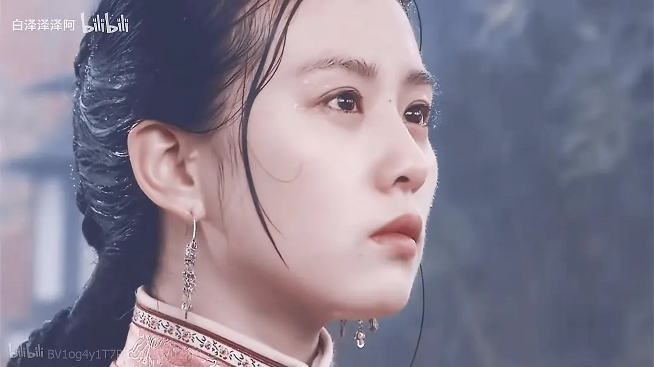 刘诗诗在《步步惊心》里这场淋雨戏,被雨淋过后才能看出她骨相多好