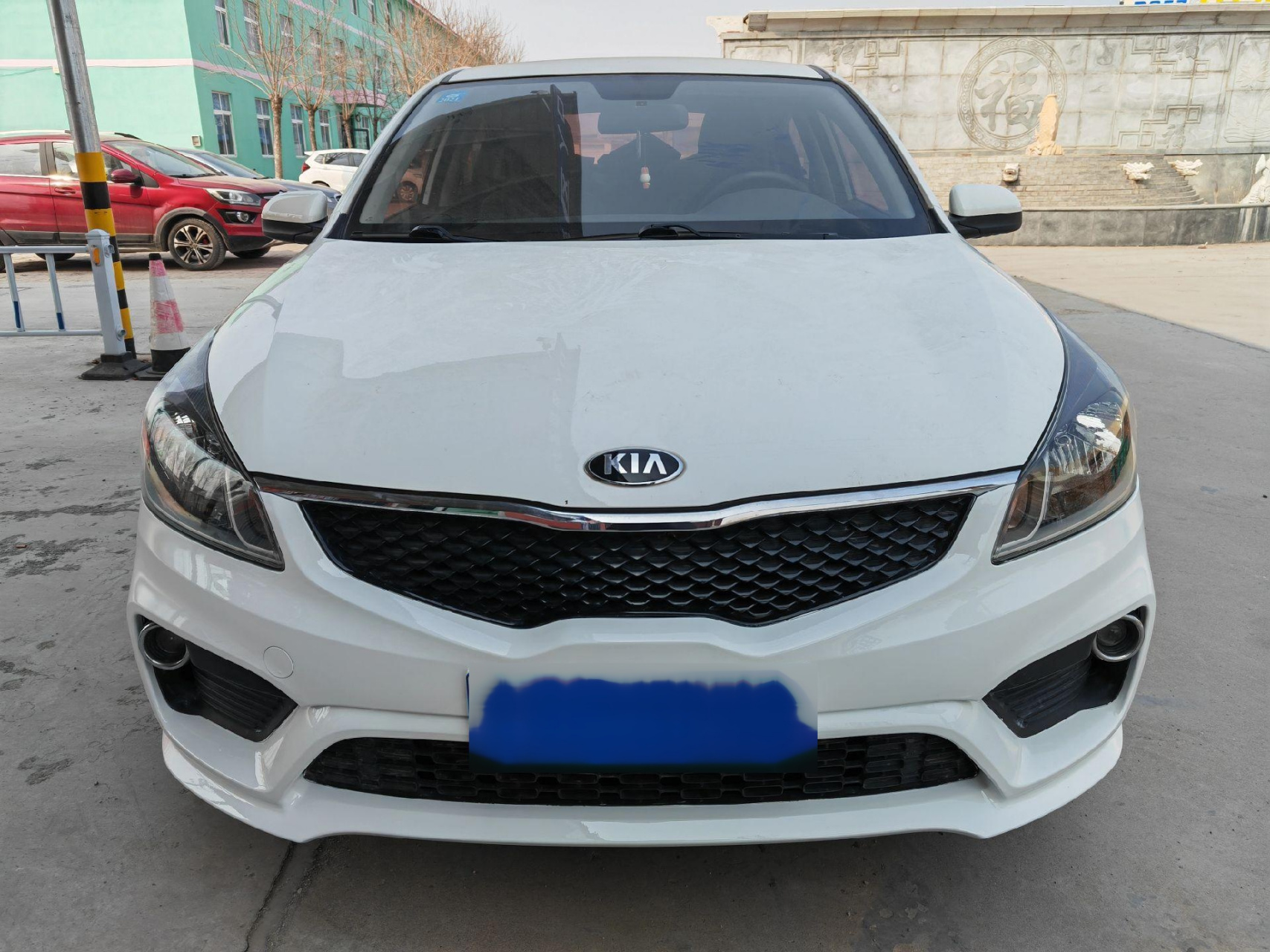 起亚k2.2017年挂牌  手动挡  新款  五万多公里