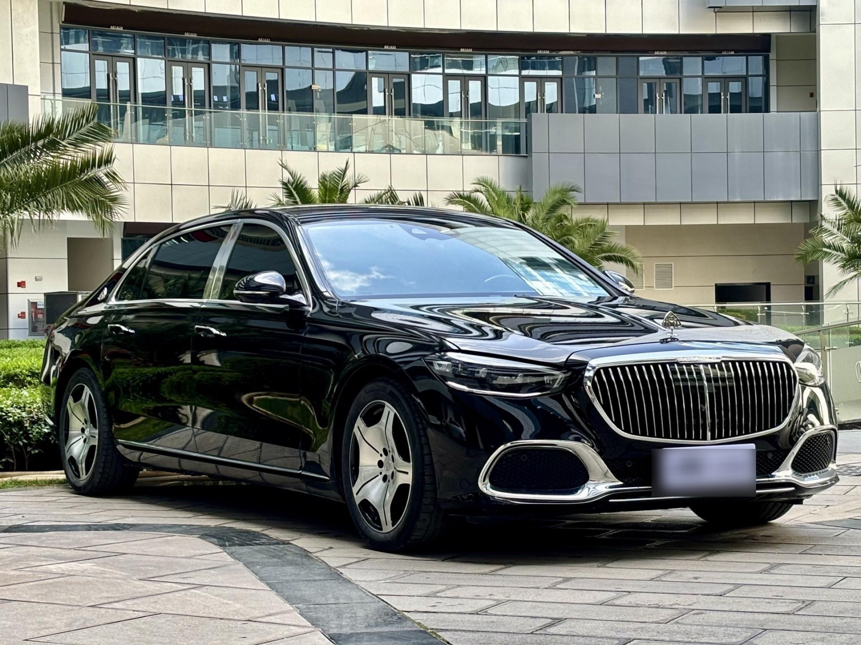 奔驰 迈巴赫s级 2021款 s 480 4matic 21年6月份上牌  行驶:4万公里