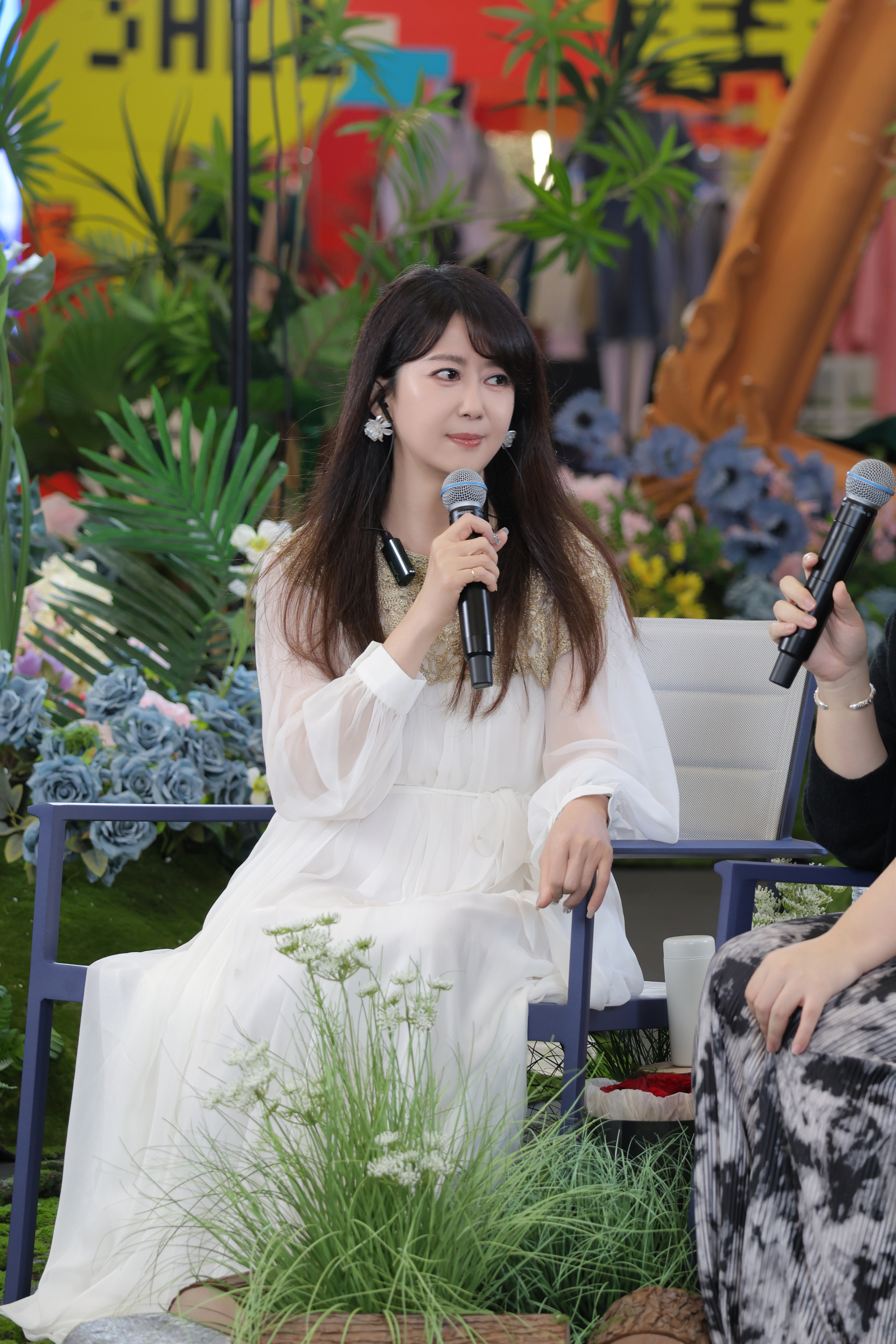 孟庭苇新歌《洛泽河》抖音直播唱聊会昨晚在x27主题公园圆满落幕