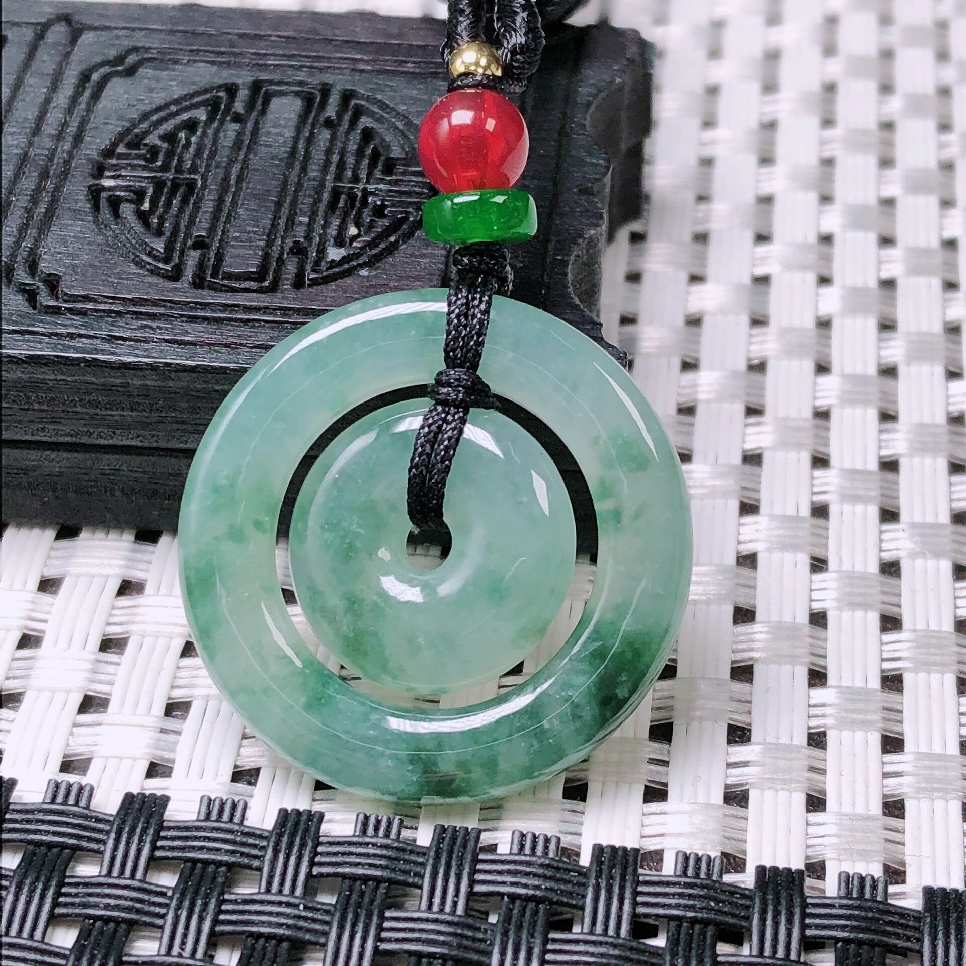 天然缅甸 翡翠冰种飘花子母扣 同心扣吊坠