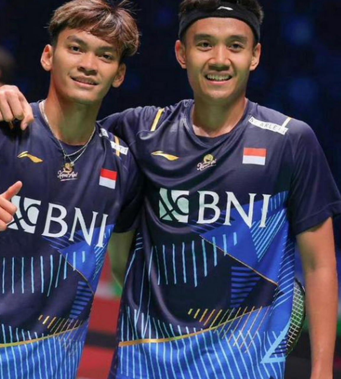 菲克里/毛拉纳 21-18,21-19 李洋/王麒麟