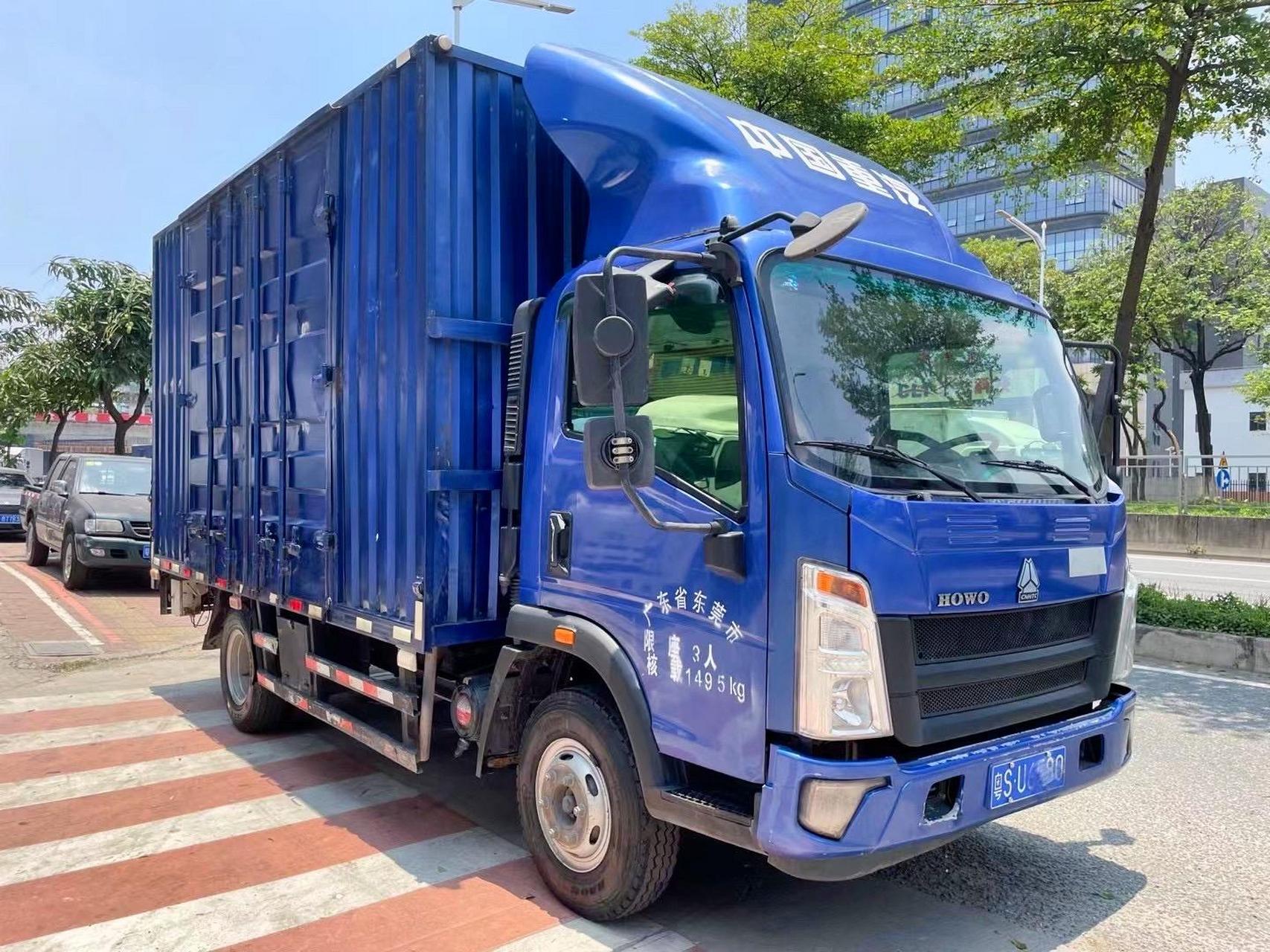 超宽体4米2厢式货车.稀缺车型:2019年7月上牌 重汽豪沃 车厢:4.