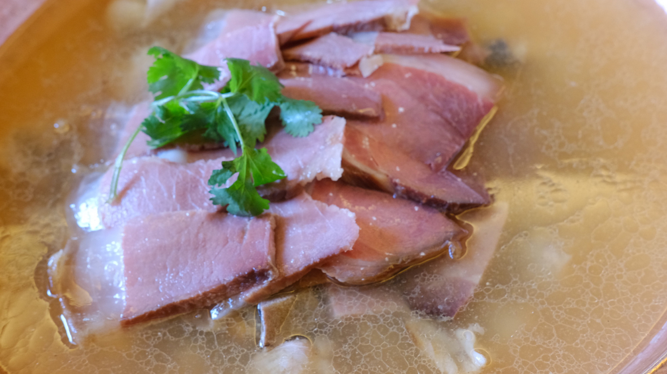 正宗老火腿,美味! 剑川"山老腿".