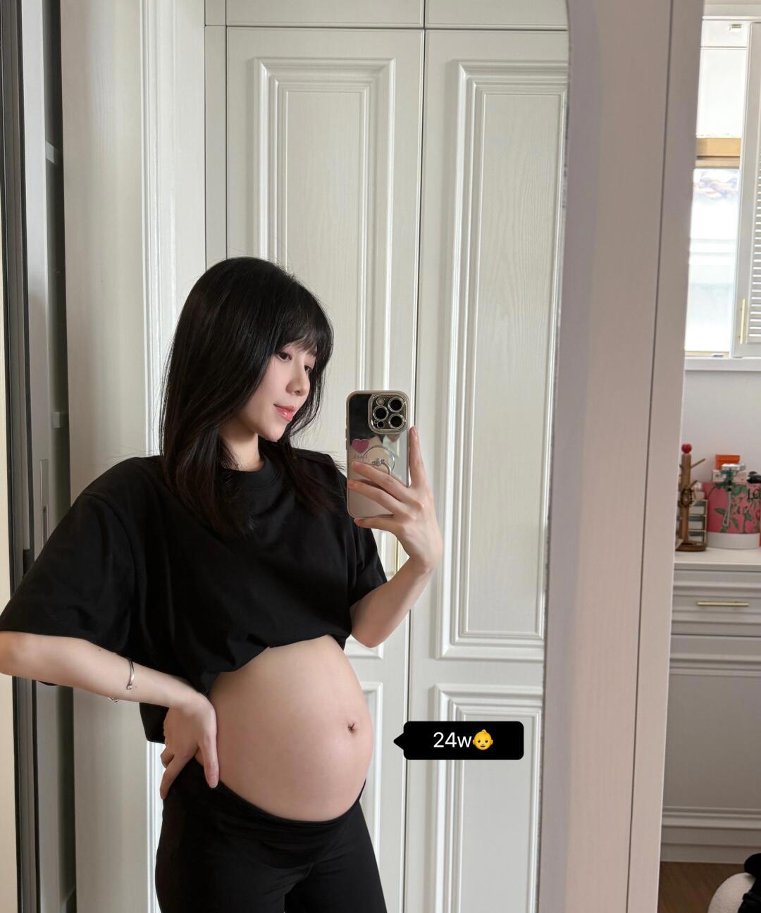 两条杠的惊讶瞬间 每次去医院的看翻倍的小心翼翼 恶心呕吐的孕早期