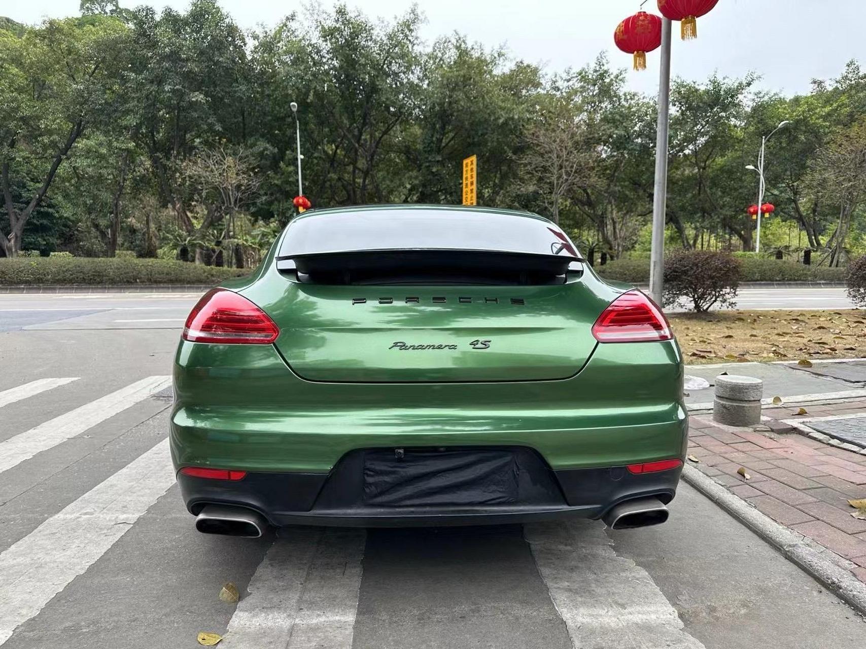 新到2015款保时捷帕拉梅拉3.