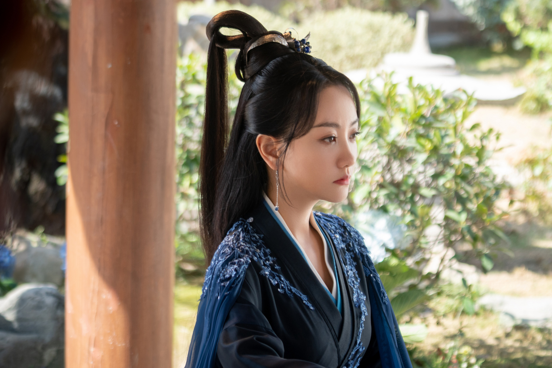 杨蓉#电视剧护心# 咔嚓92是谁的绝美剧照?是素影@杨蓉 的!