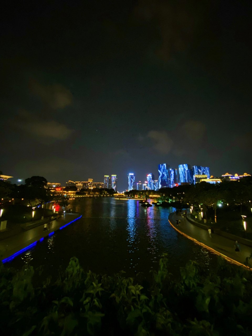 千灯湖夜景发朋友圈图片