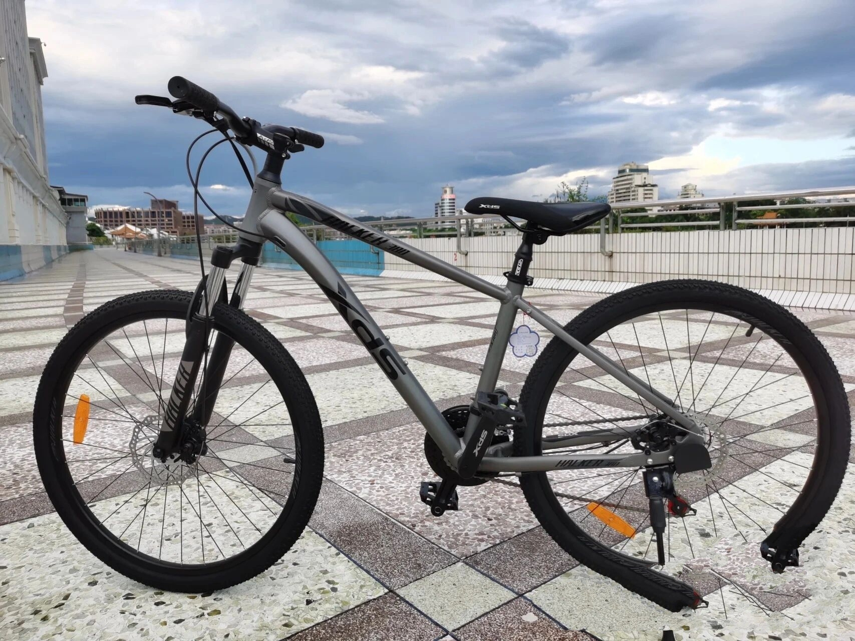 准备入手喜德盛黑客380,行吗?