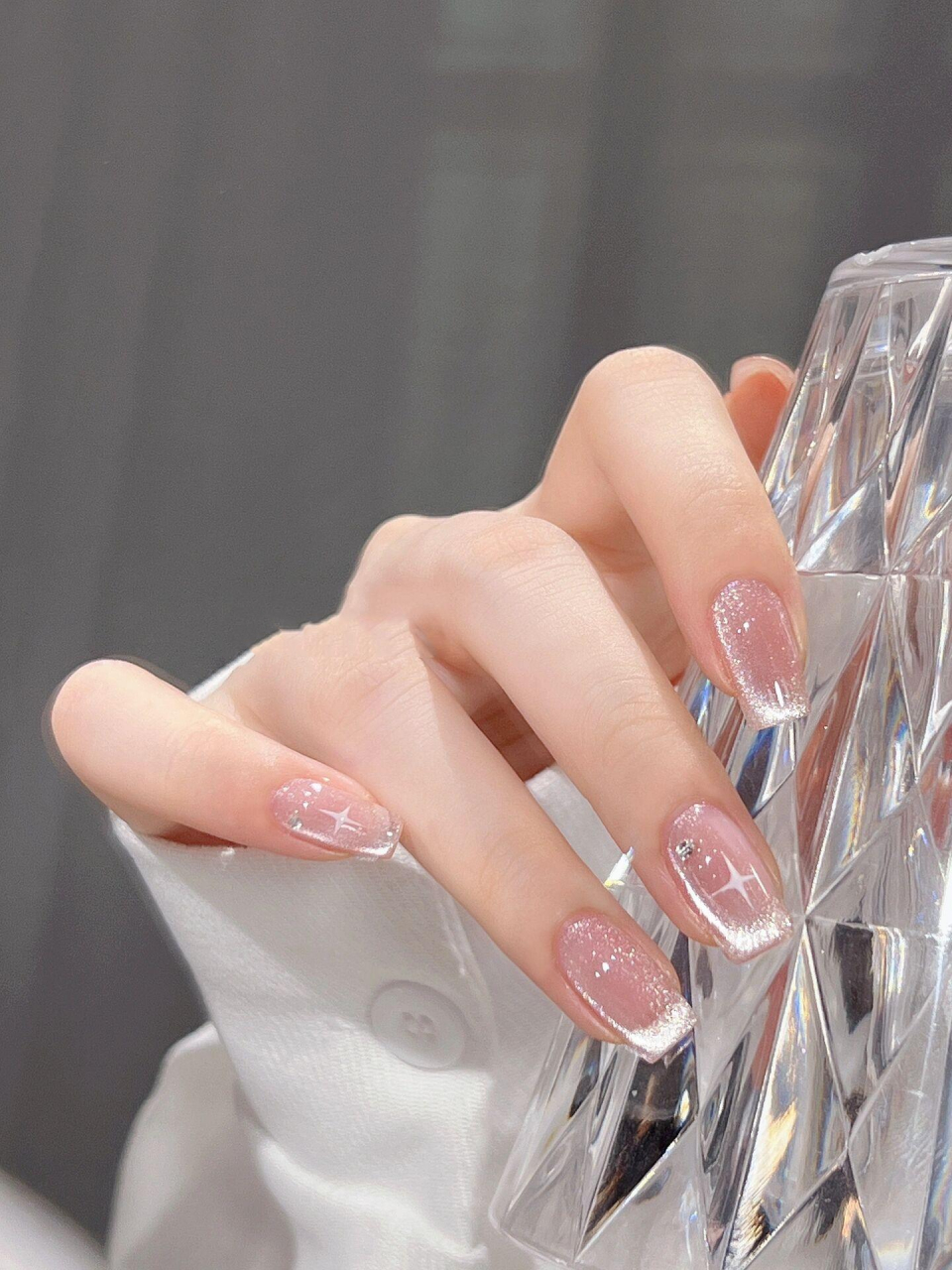 超有氛围感的纯欲温柔猫眼美甲|气质显白