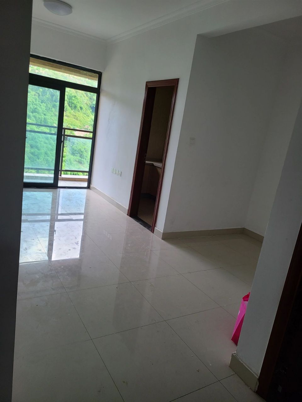 重庆公租房-空港佳园 6月底好运摇中公租房,8月初成功交房,还没有时间