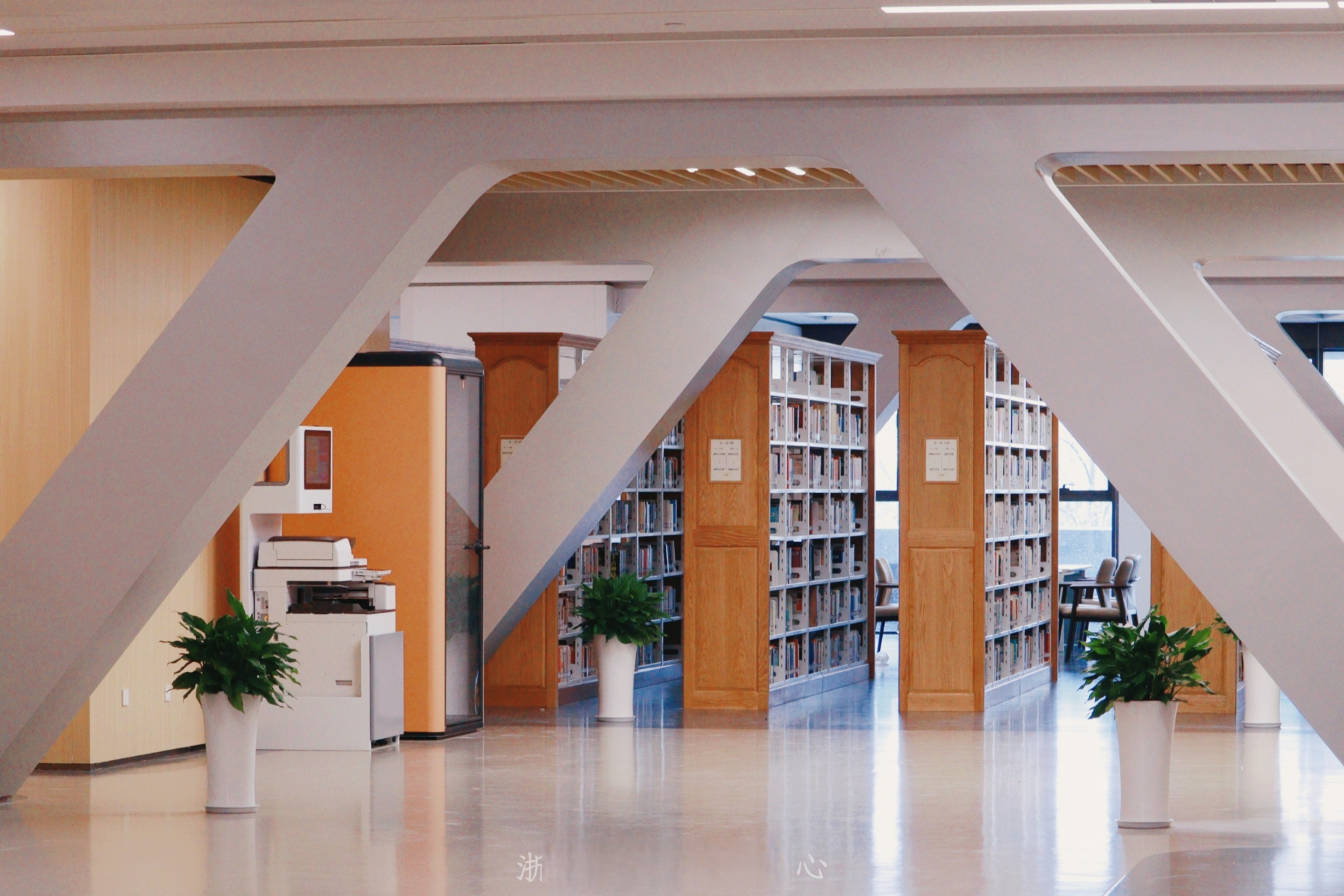 【浙大图书馆主馆美图放送来啦】#浙江大学图书馆新主馆今日试开馆