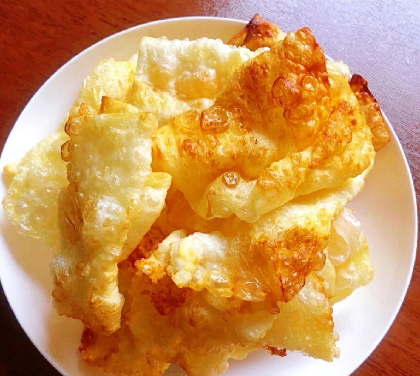 在昆明能吃到的大理生皮和 酸辣鱼 老板是正宗大理人,所有菜的原材料