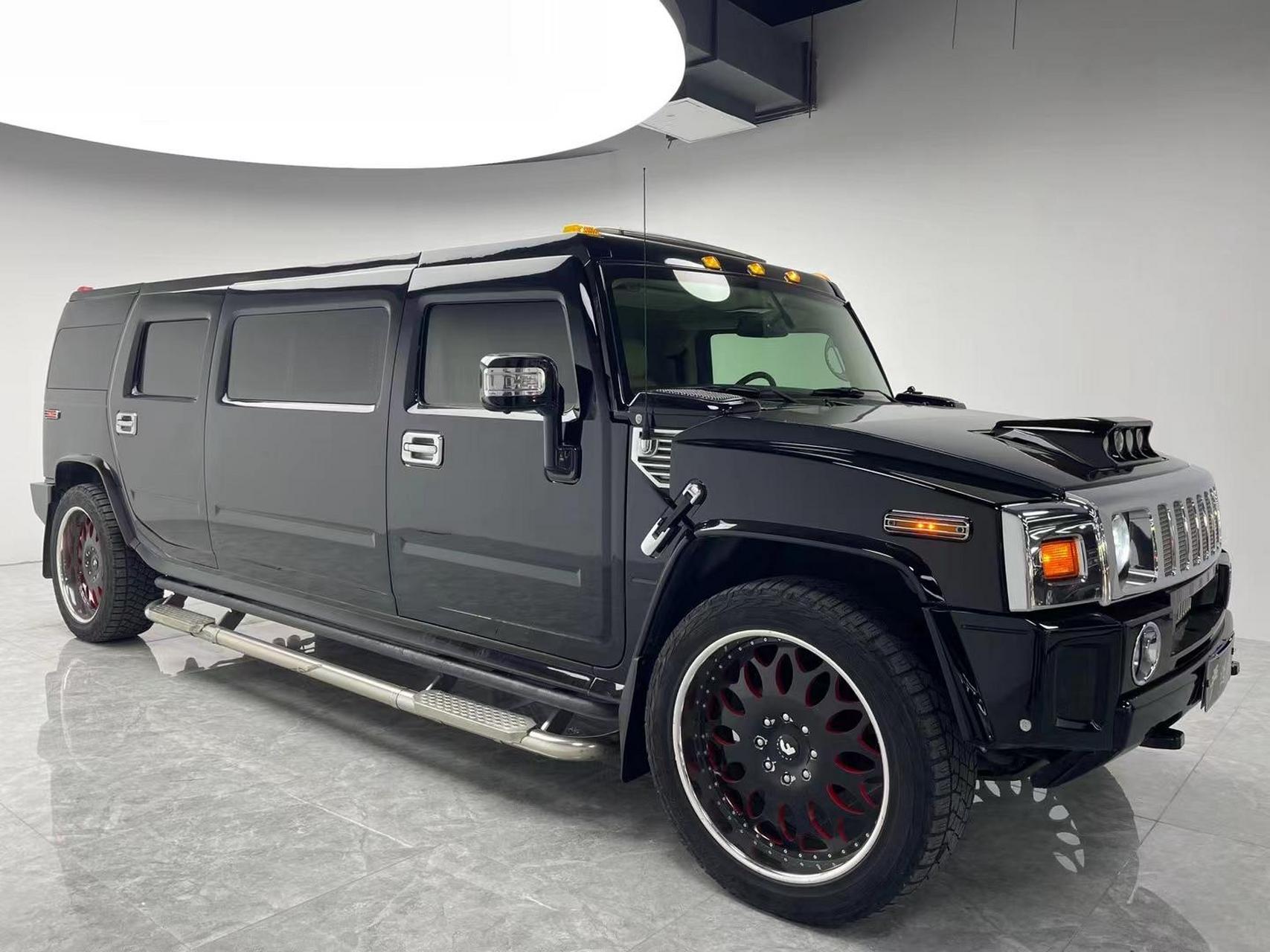 深夜放毒:12年悍马h2隆博加长版,车长5950蓝牌c证即可,全车原版2.