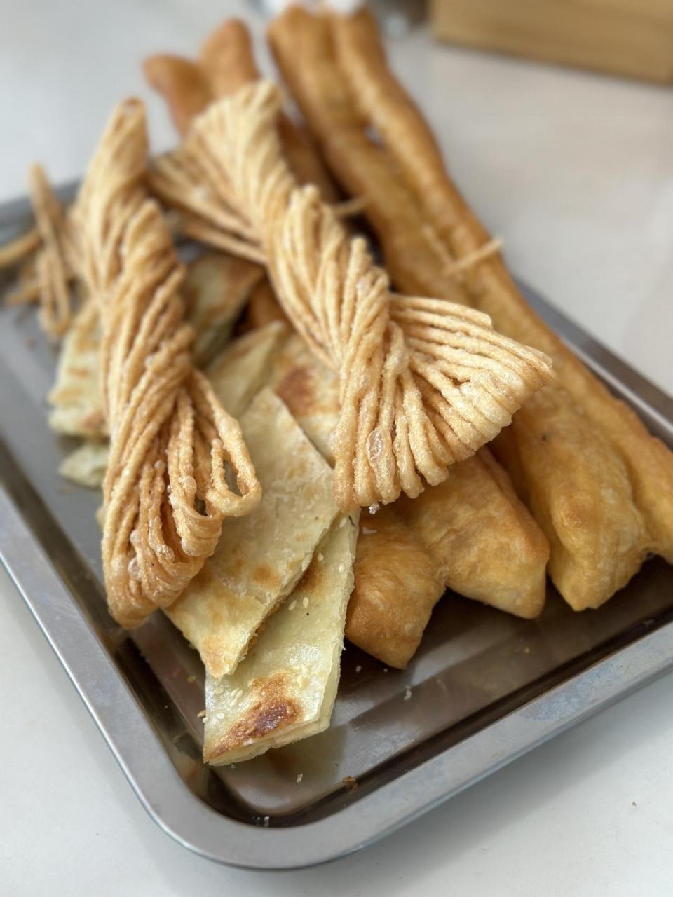 临沂早餐名吃牛肉糁.欢迎来临沂吃早餐,喝牛肉糁吃炒鸡70.