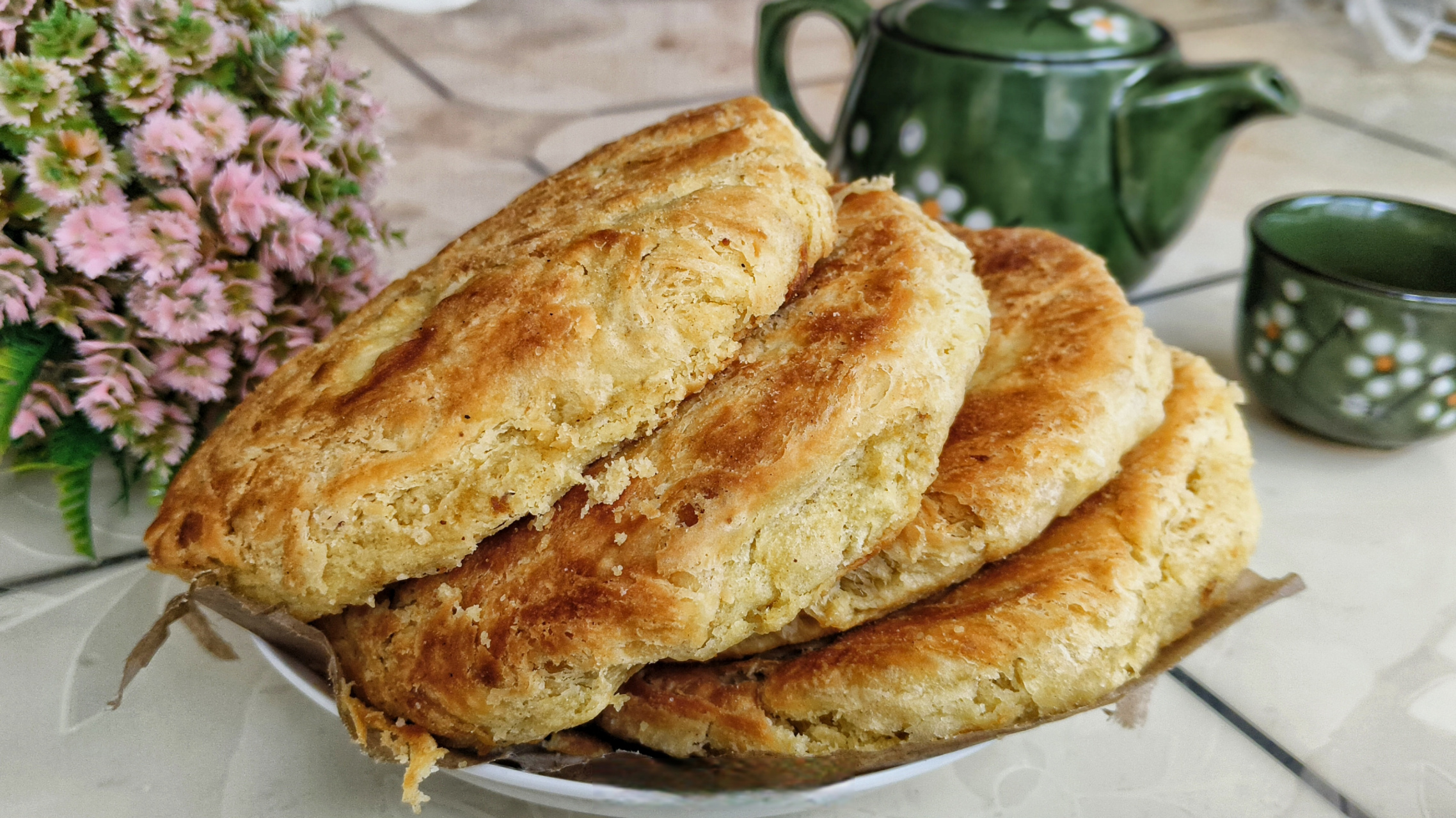 是时候去甘肃旅游了#在礼县,有这样一种饼深得大家的喜爱,口感或舜噜