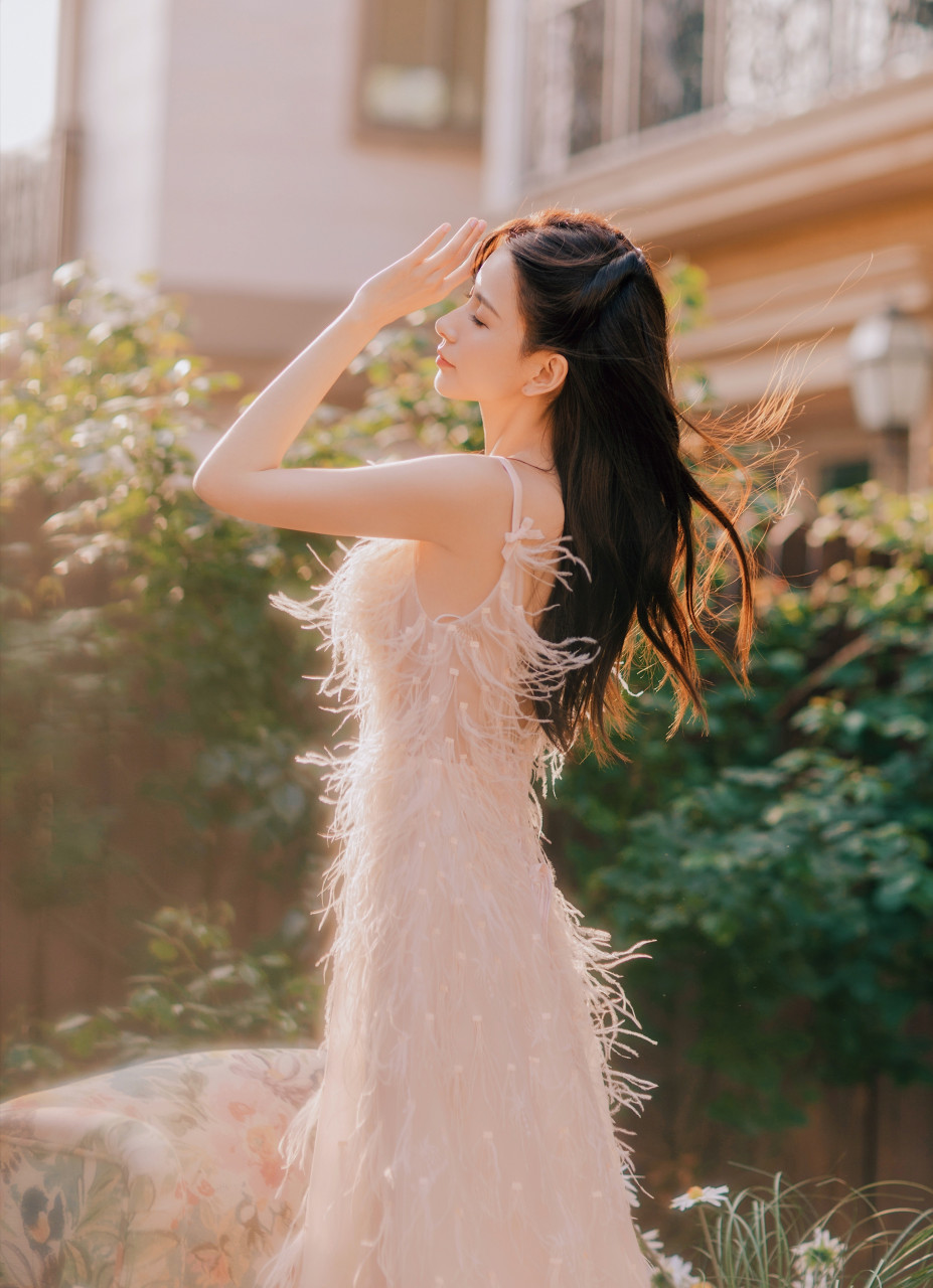 王秋紫 金牛座小姐姐