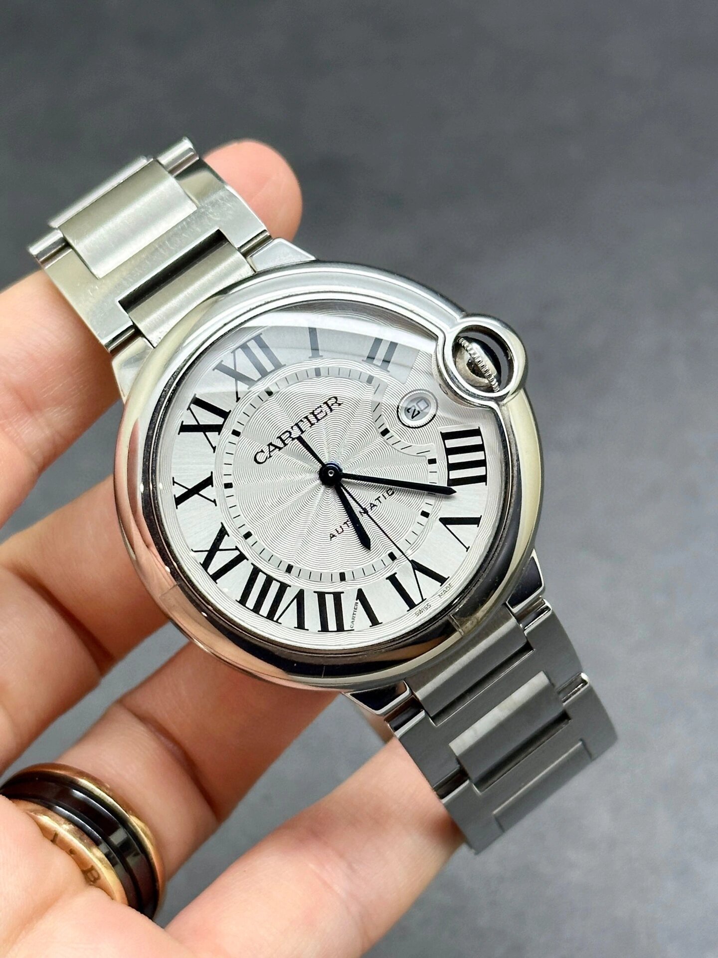 Купить копию сумки - Часы Cartier Цены и изображен