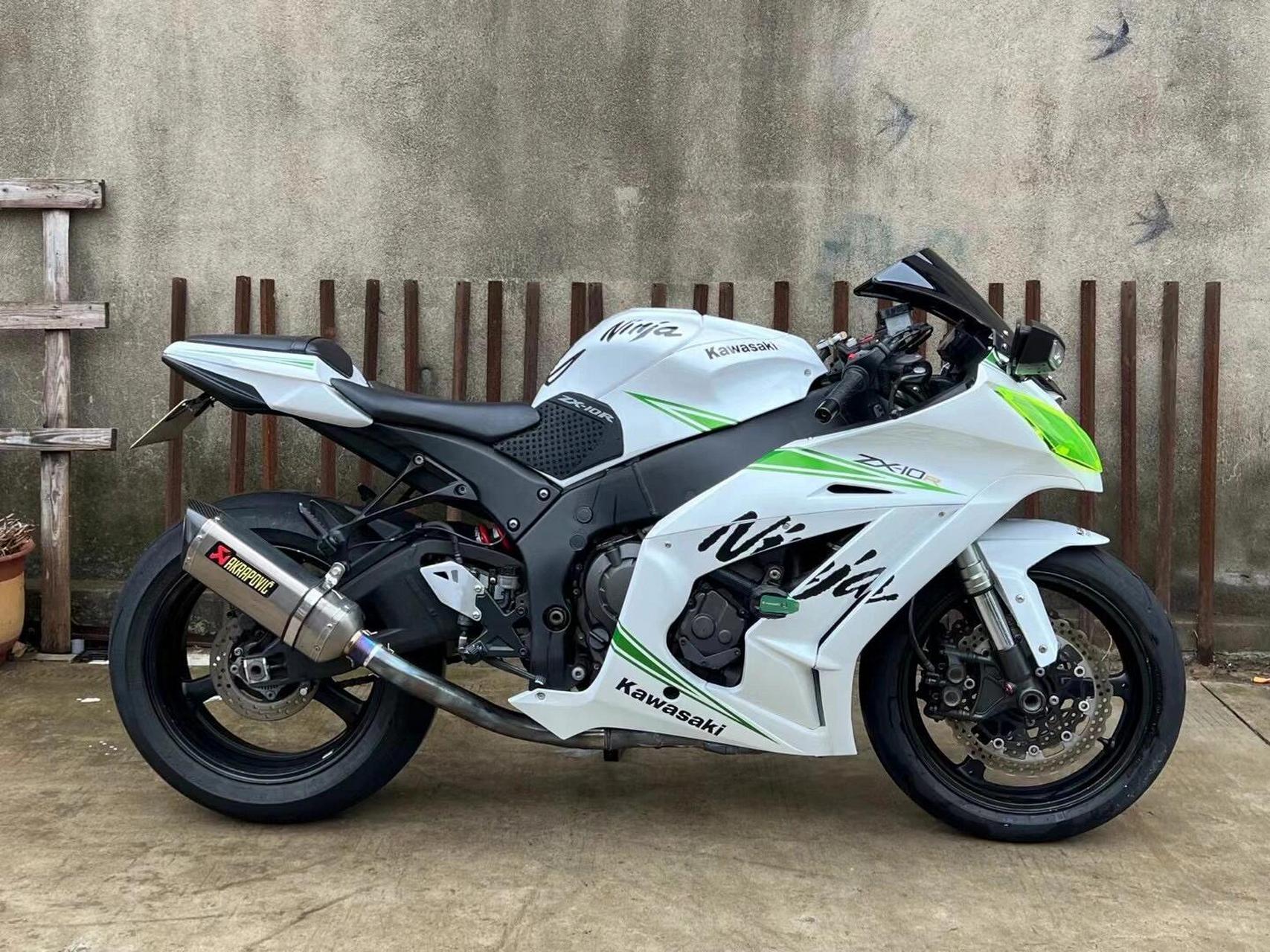 2980090 川崎大牛zx-10r 精品 三种动力模式 电喷四缸水冷1000cc 防