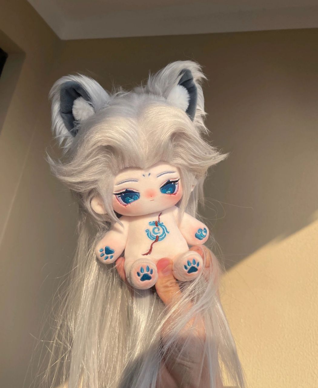 p1:温润如玉小书生  苏御 p2:张扬肆意小将军  离城 p3:清清冷冷小兔