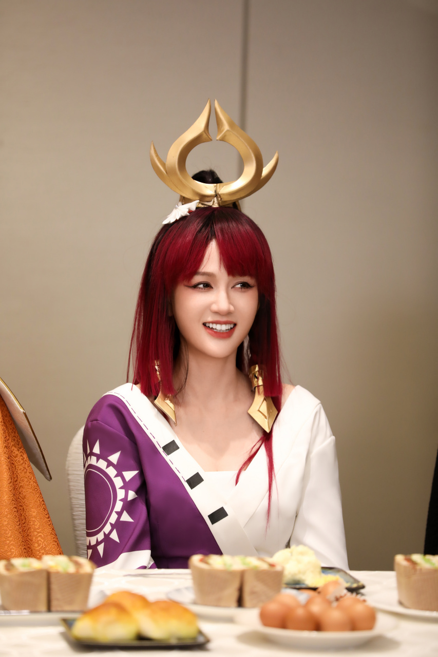 陈乔恩 97#萌探探探案# 今天18:00,来爱奇艺看王者·伽罗@陈乔恩
