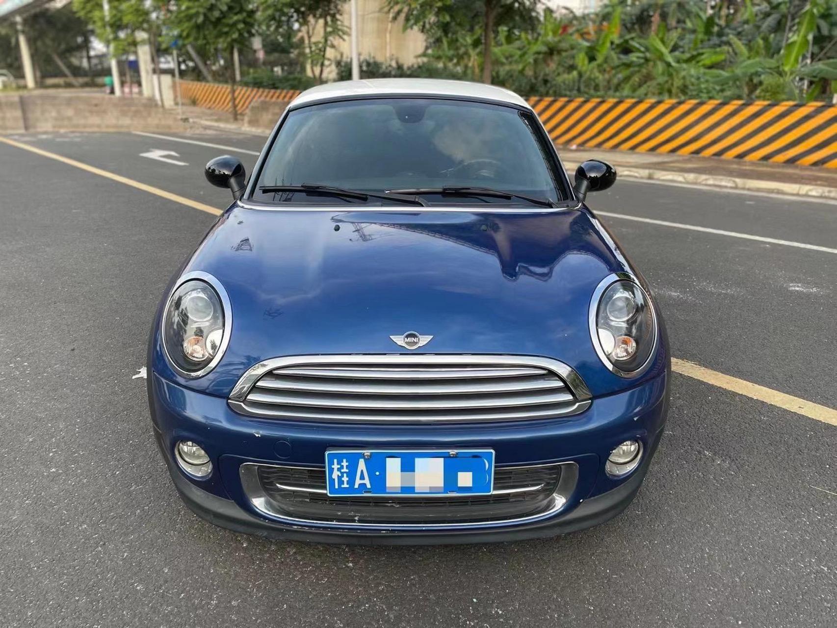 买下12款绝版宝马mini r58cooper  1.6自然吸气  7.
