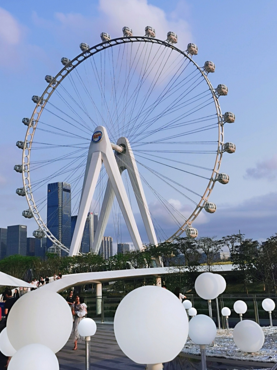 欢乐港湾:深圳新地标 网红打卡地 99亮点特色:欢乐港湾摩天轮4月18