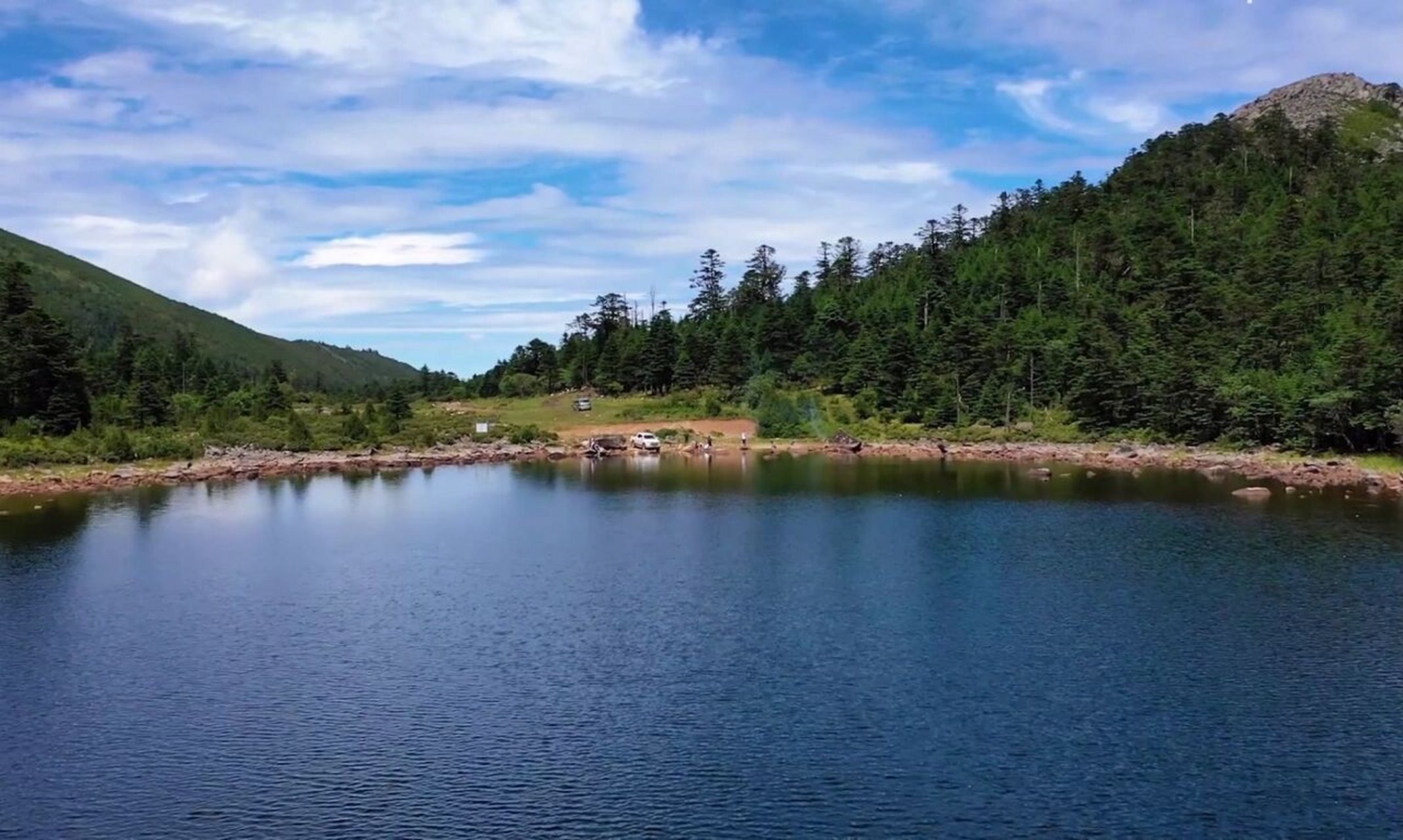 甘洛秘境-牛角海丨上帝遗落人间的蓝宝石 96牛角海,位于甘洛县,越西