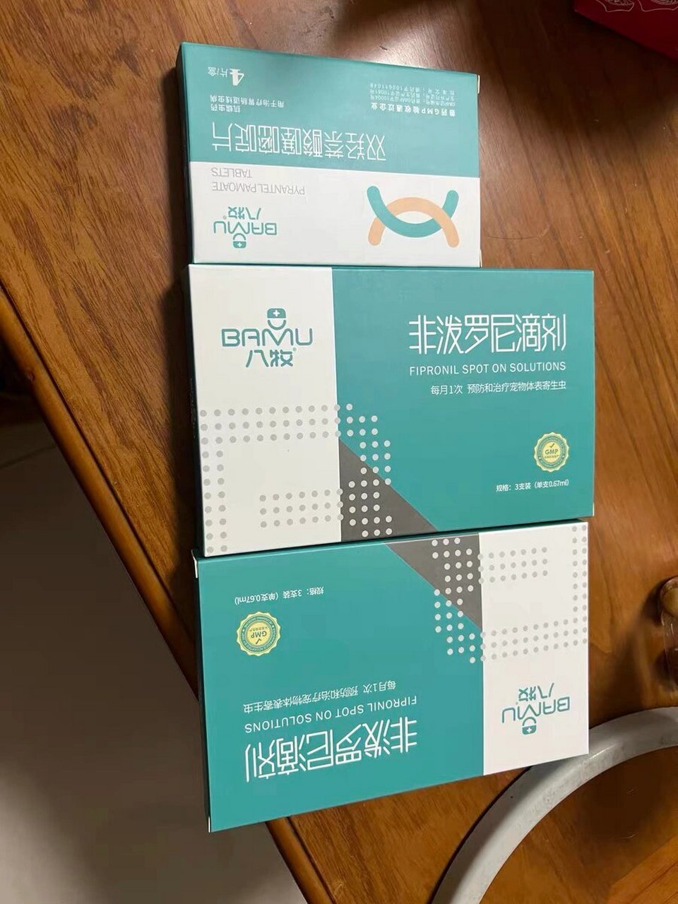 八牧,驱虫神器非泼罗尼滴剂 每个月都要给家里宠物安排驱虫哦: 有很多