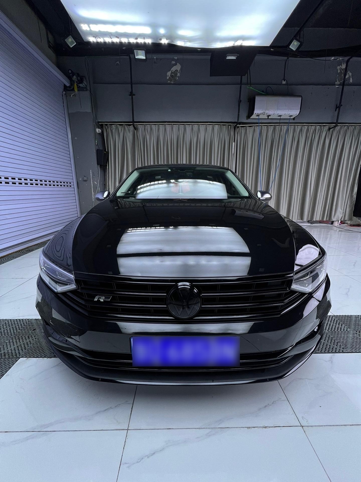 大众迈腾改黑武士