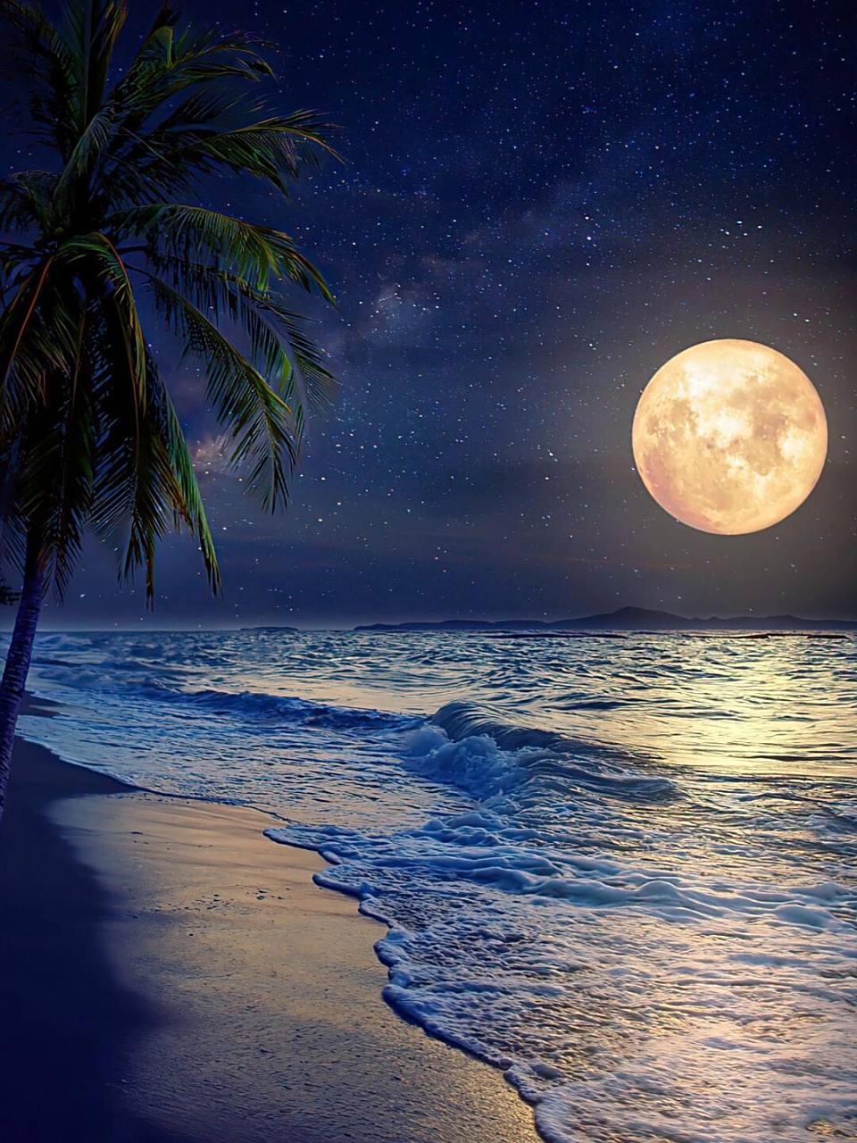 中秋节月亮美景来了! 听说今年中秋"十五的月亮十五圆"期待!