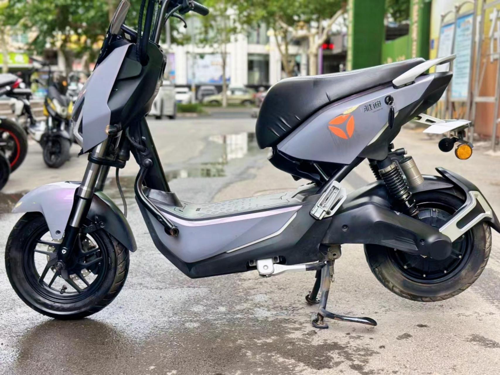 0电摩文化 电改无罪 雅迪x5小牛电动性价比高的电动车推荐