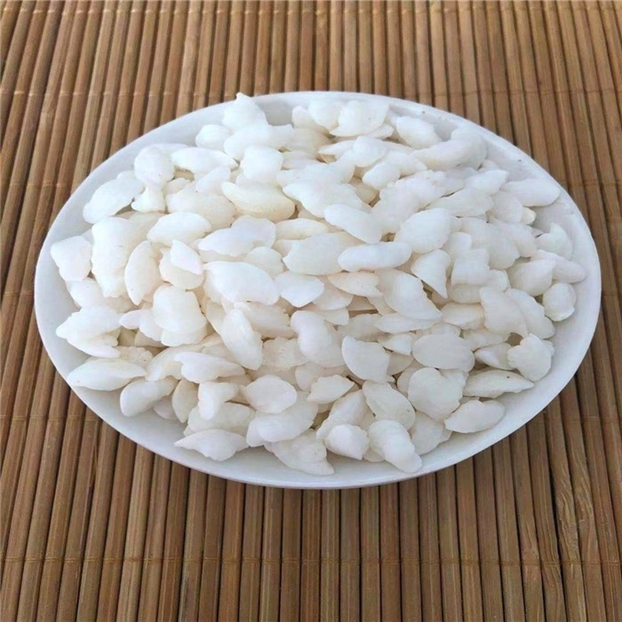 关注我学习中药养生知识——鱼脑石 鱼脑石的功效有利尿,化石,消炎