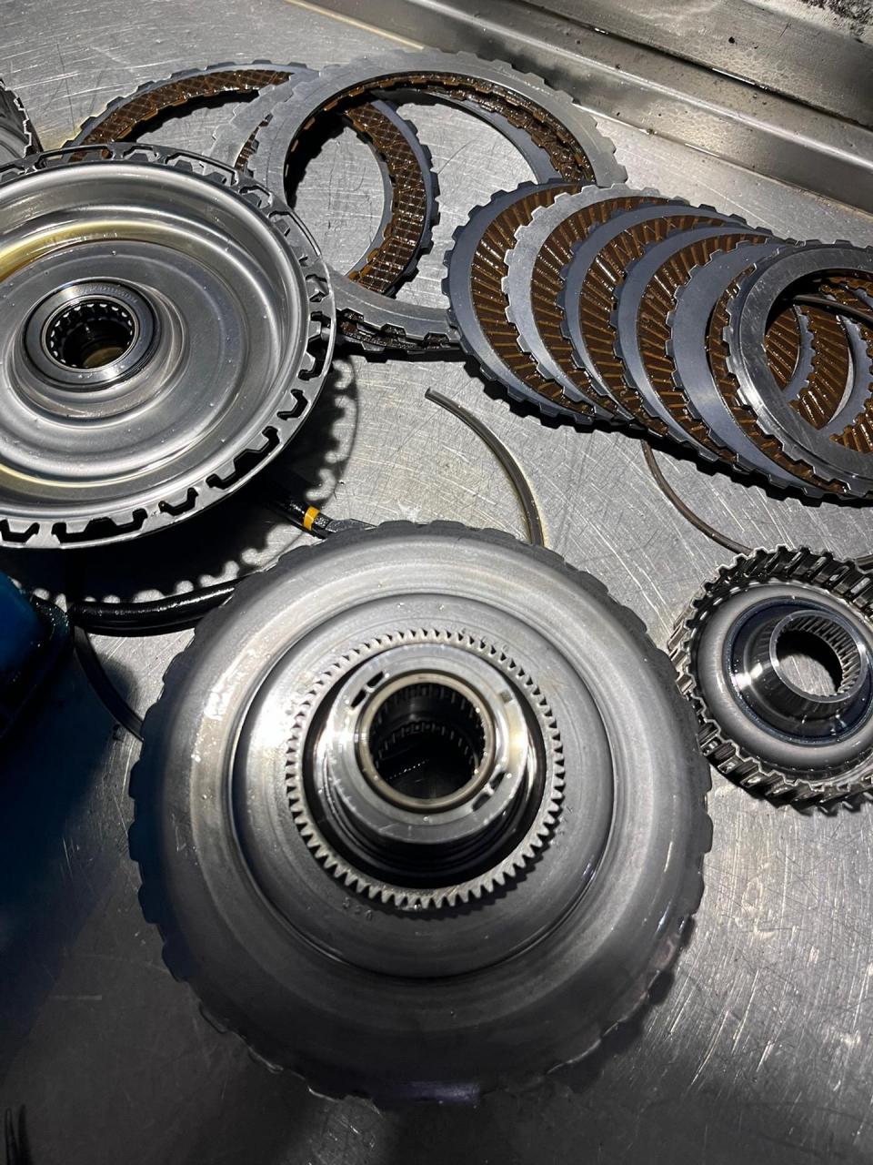 红旗h5双离合变速箱dct220 升档打滑 冲击维修