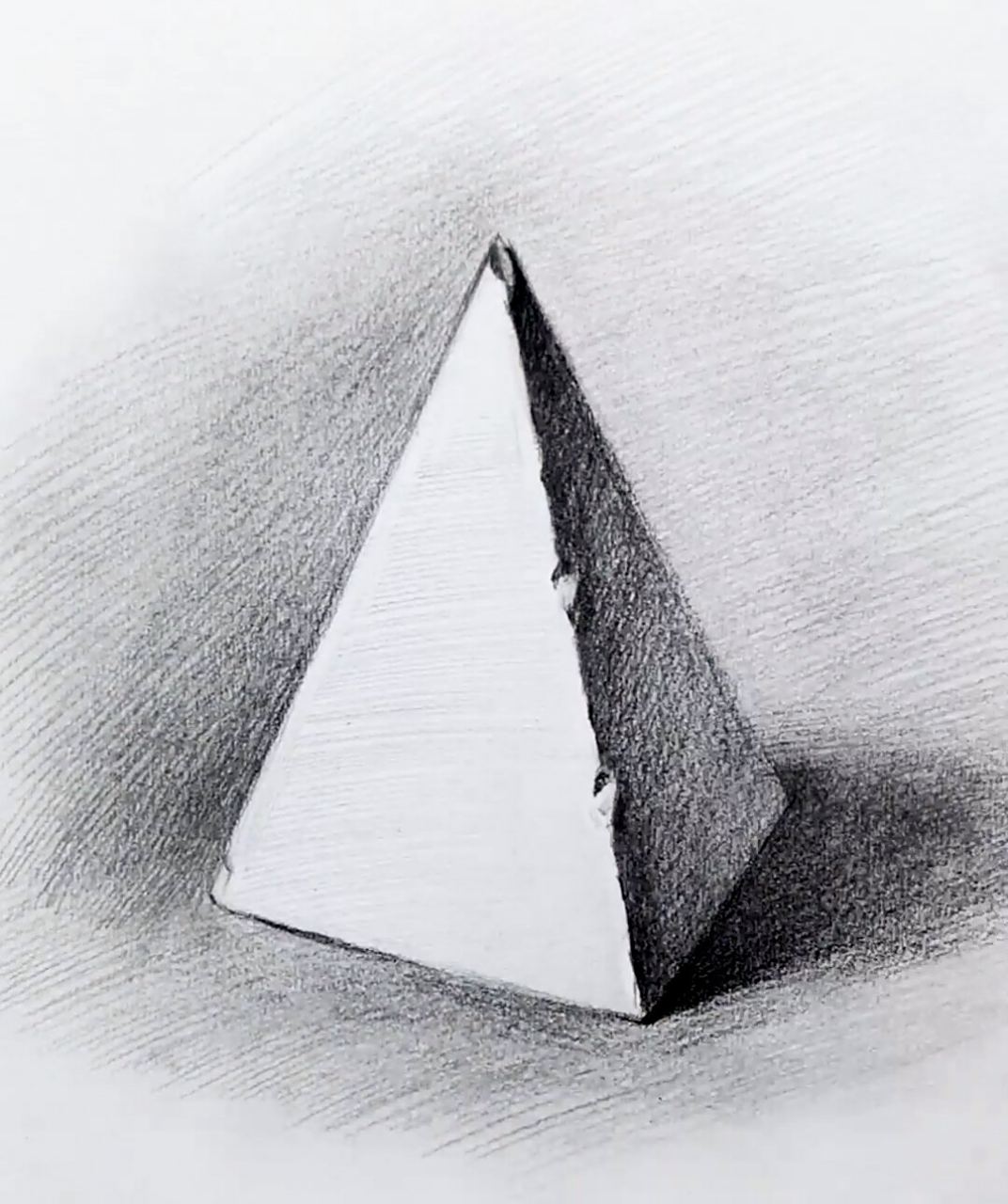 素描教程之三棱锥(后附详细过程图) 发了好多石膏体的素材图,今天我们