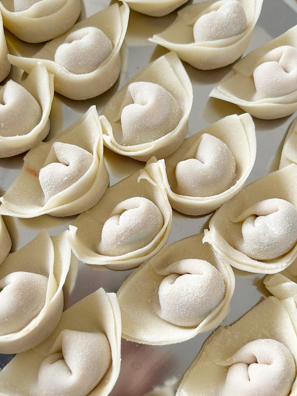 我家的抄手真的得到了非常多四川朋友和陕西朋友的夸赞!