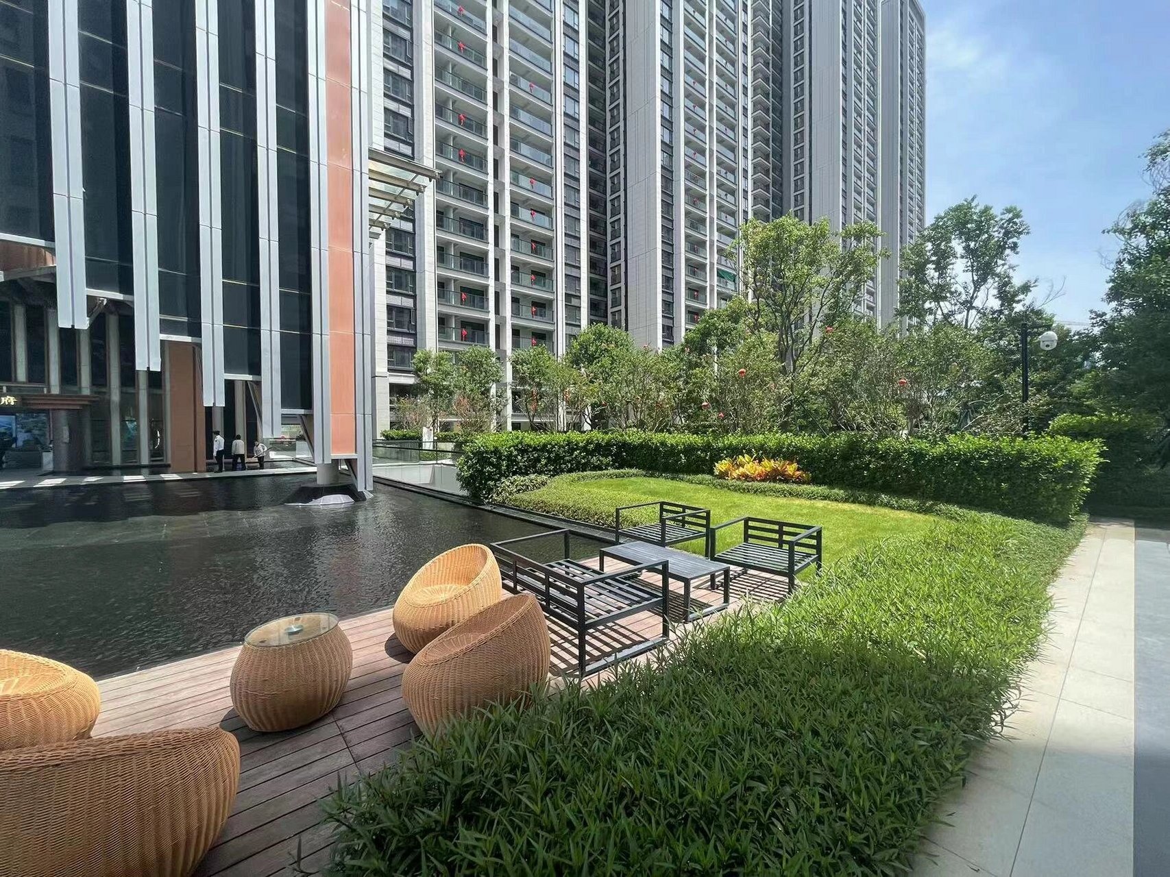 中海悦江府南区已交房看江景,视野幢距非常好 园心,黄金19楼,118平方