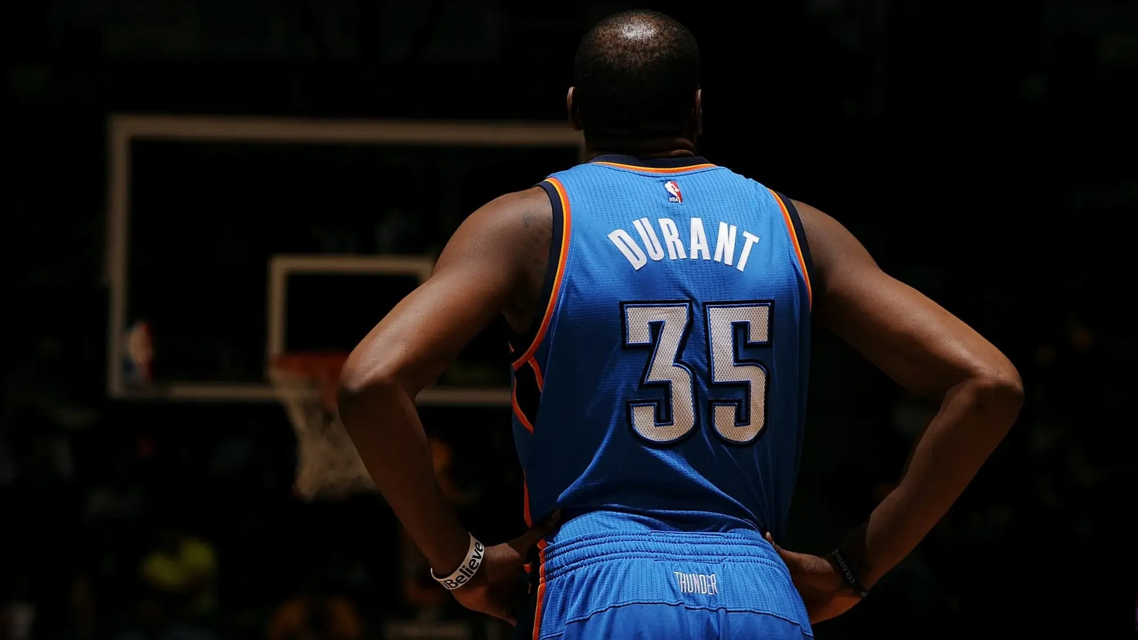 nba[超话] 凯文杜兰特回忆起雷霆时光,说道:"尽管雷霆的球迷和一些只