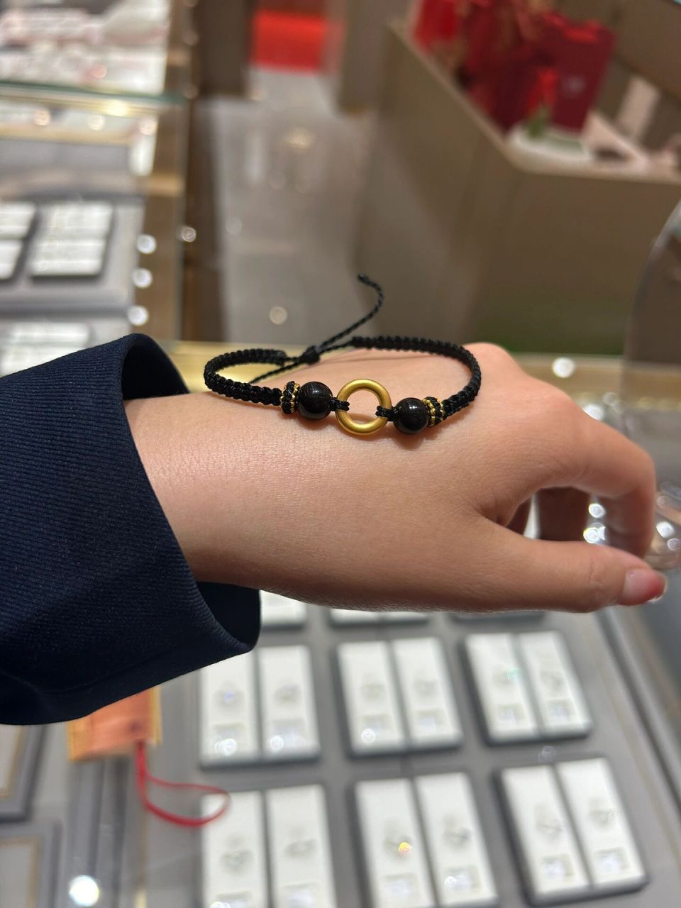 男士手链这样编真的好看绝了 纯手工编织平安扣 戴上很大气 很适合