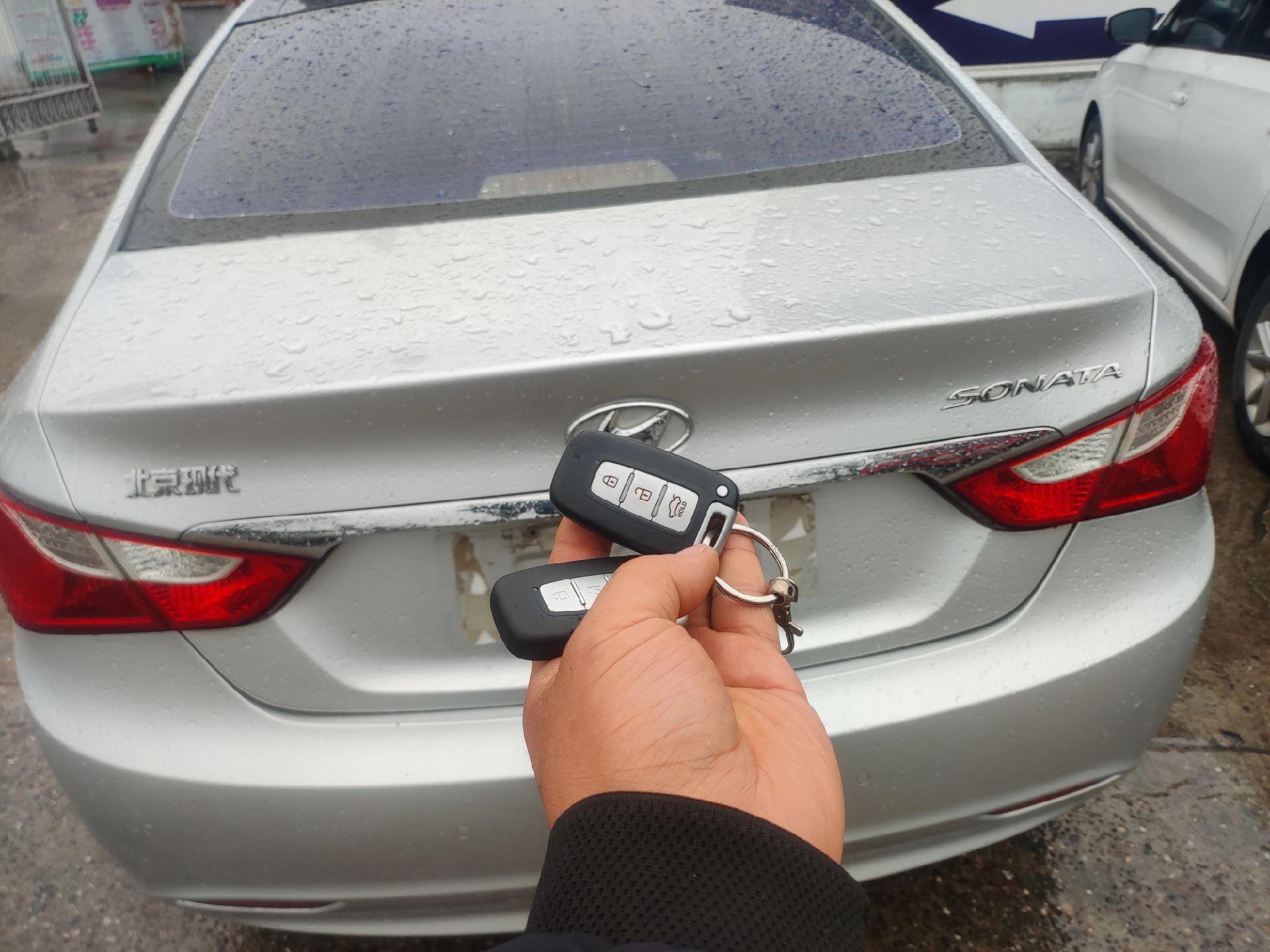 现代索纳塔8智能钥匙增加搞定