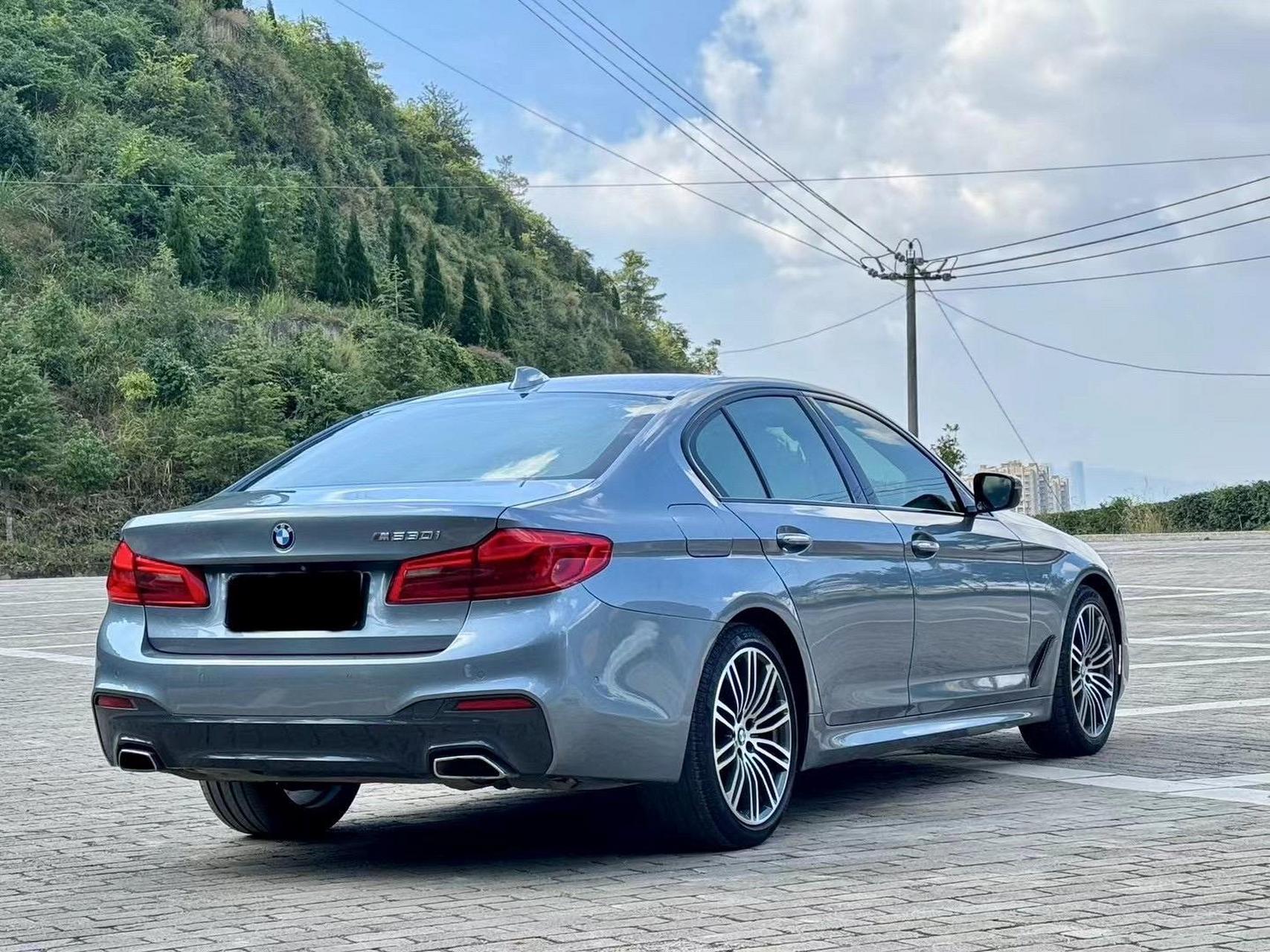 进口宝马530i. 2018年7月宝马530i m运动套 2.