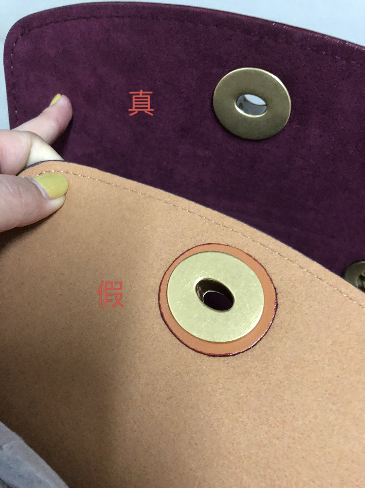 蔻驰山茶花包包 真假区别 这款包包火爆几年了,我一直喜欢,终于在停产